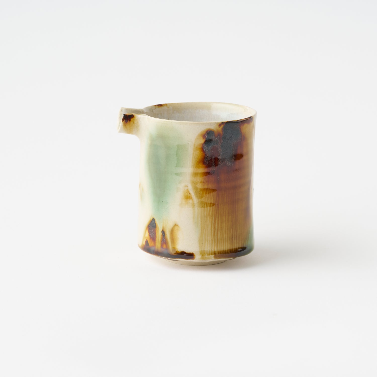 Yusai Sake Server (Tricolor) / Sho Kumamoto