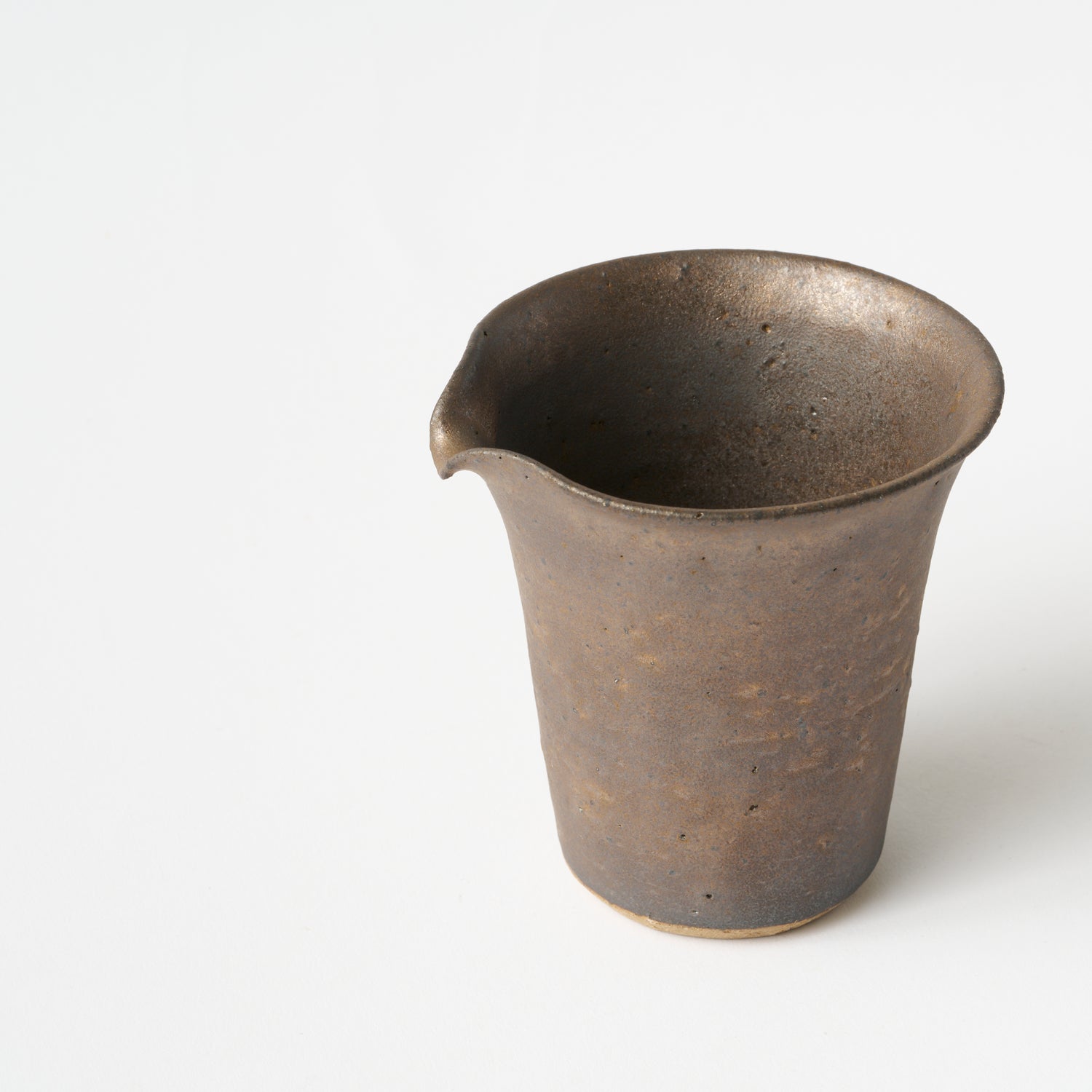 Tea Pitcher (Black with Gold) / Junzo Maekawa