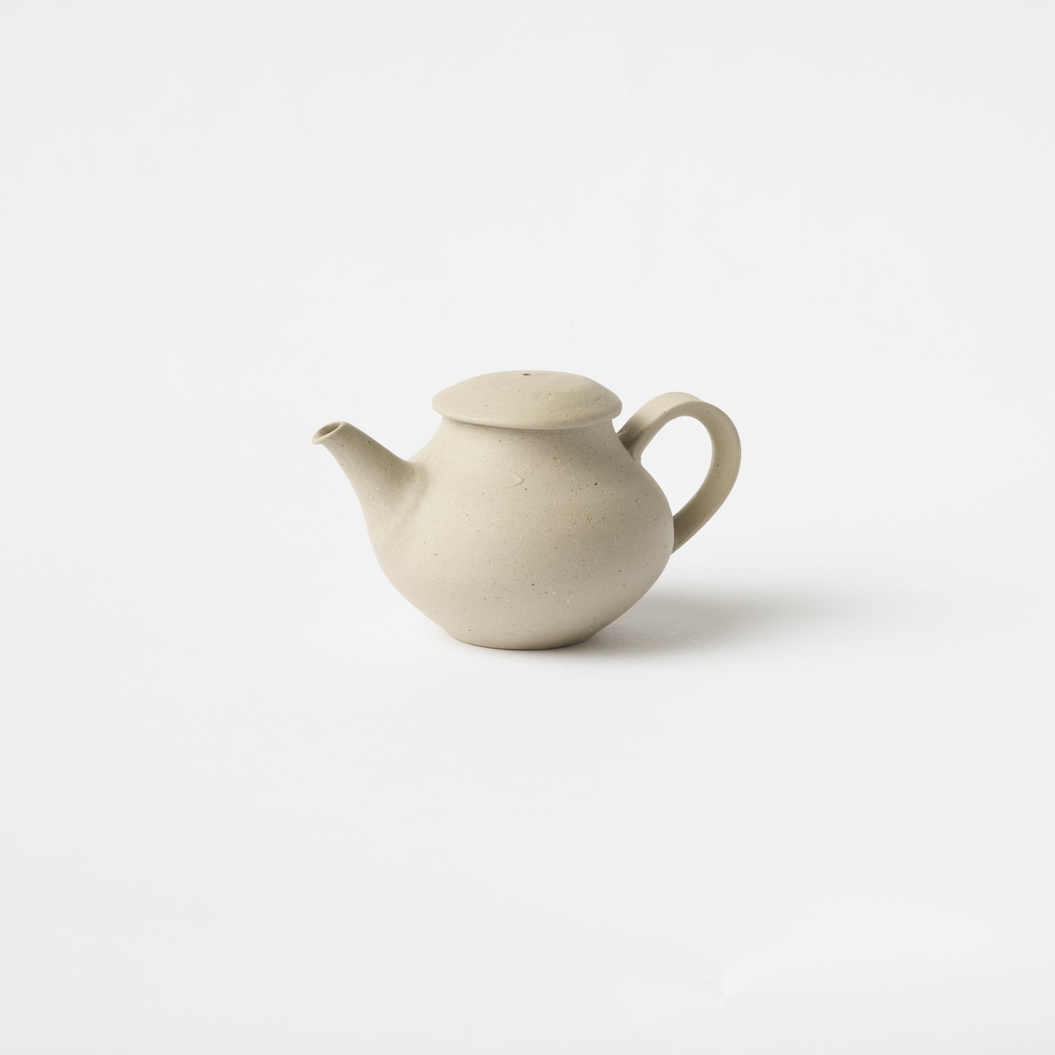 White Bizen Teapot / Hitoshi Morimoto