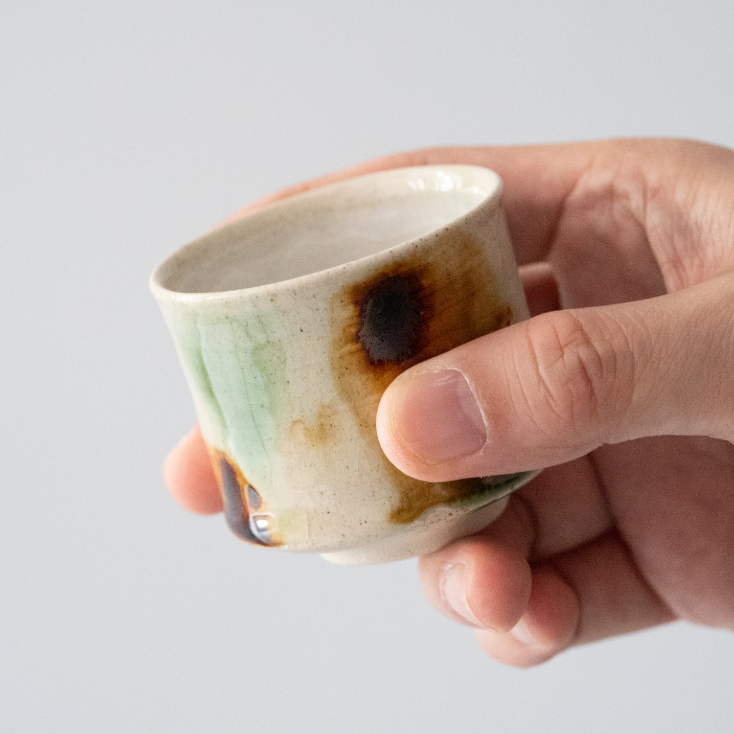 Yusai Sake Cup (Amber) / Sho Kumamoto