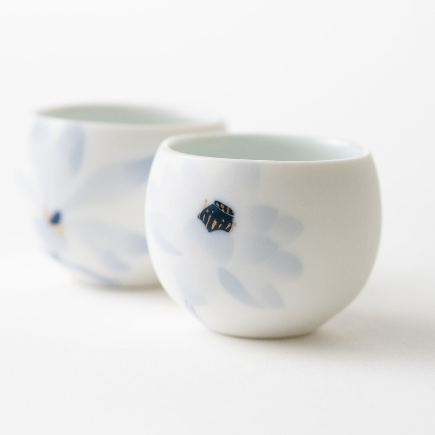 Magnolia & Lotus Sake Cup Set