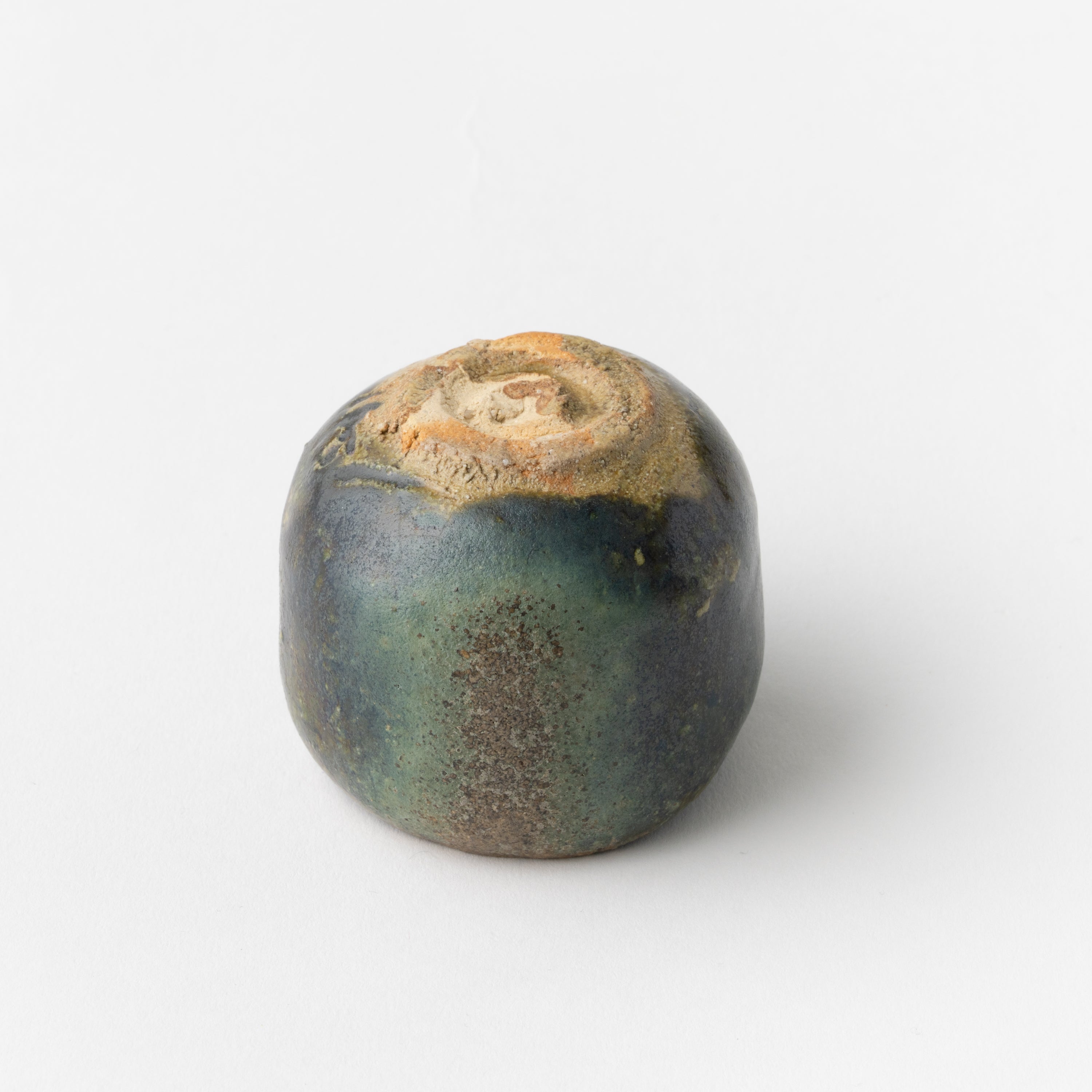 No.40 Oribe Style Sake Cup / Ryotaro Kato
