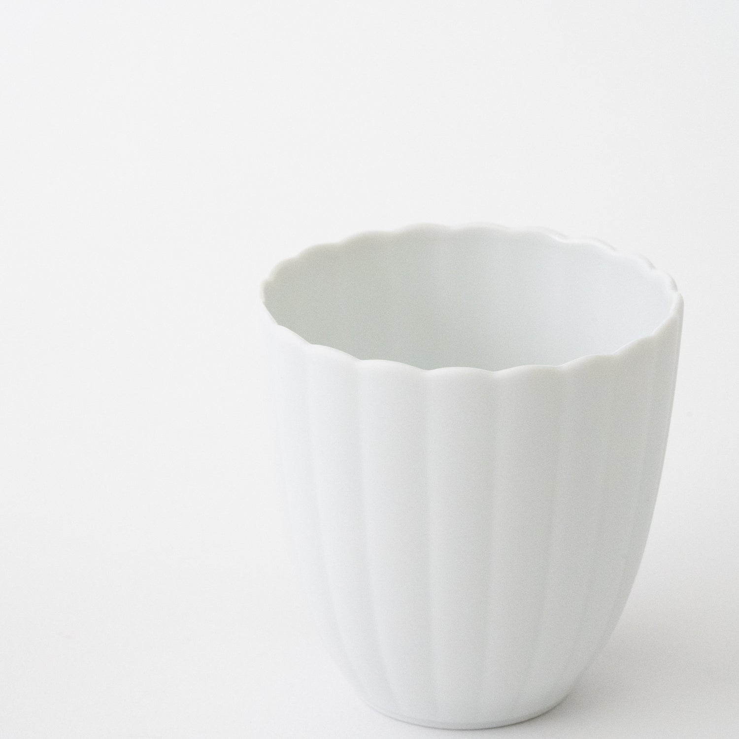 Moist White Tea Pot & Cups Set