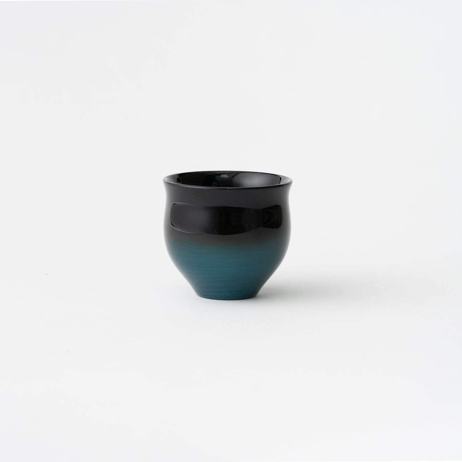 Jar-shaped Sake Cup "SORA to UMI" (M)
