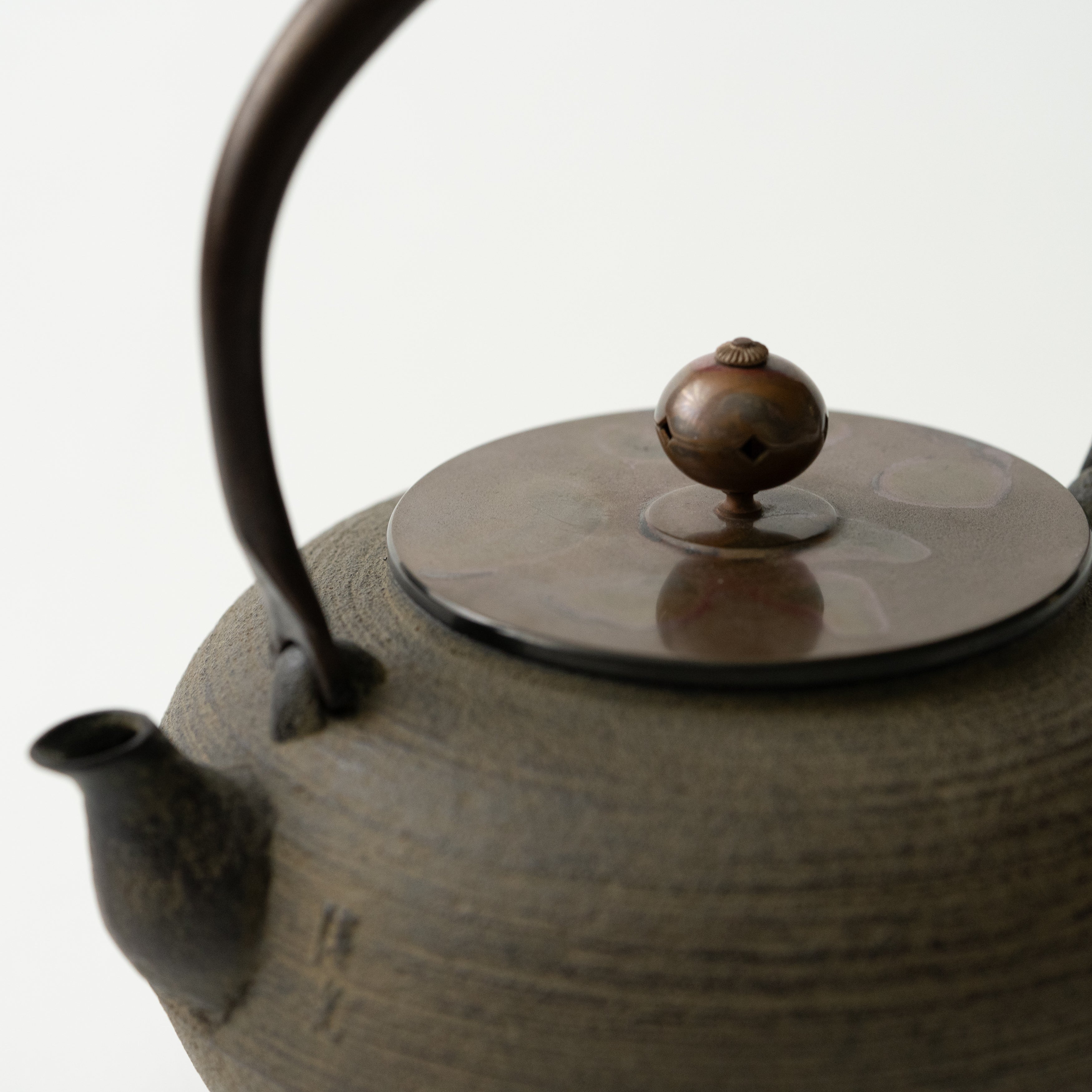 Iron Kettle / Brushed