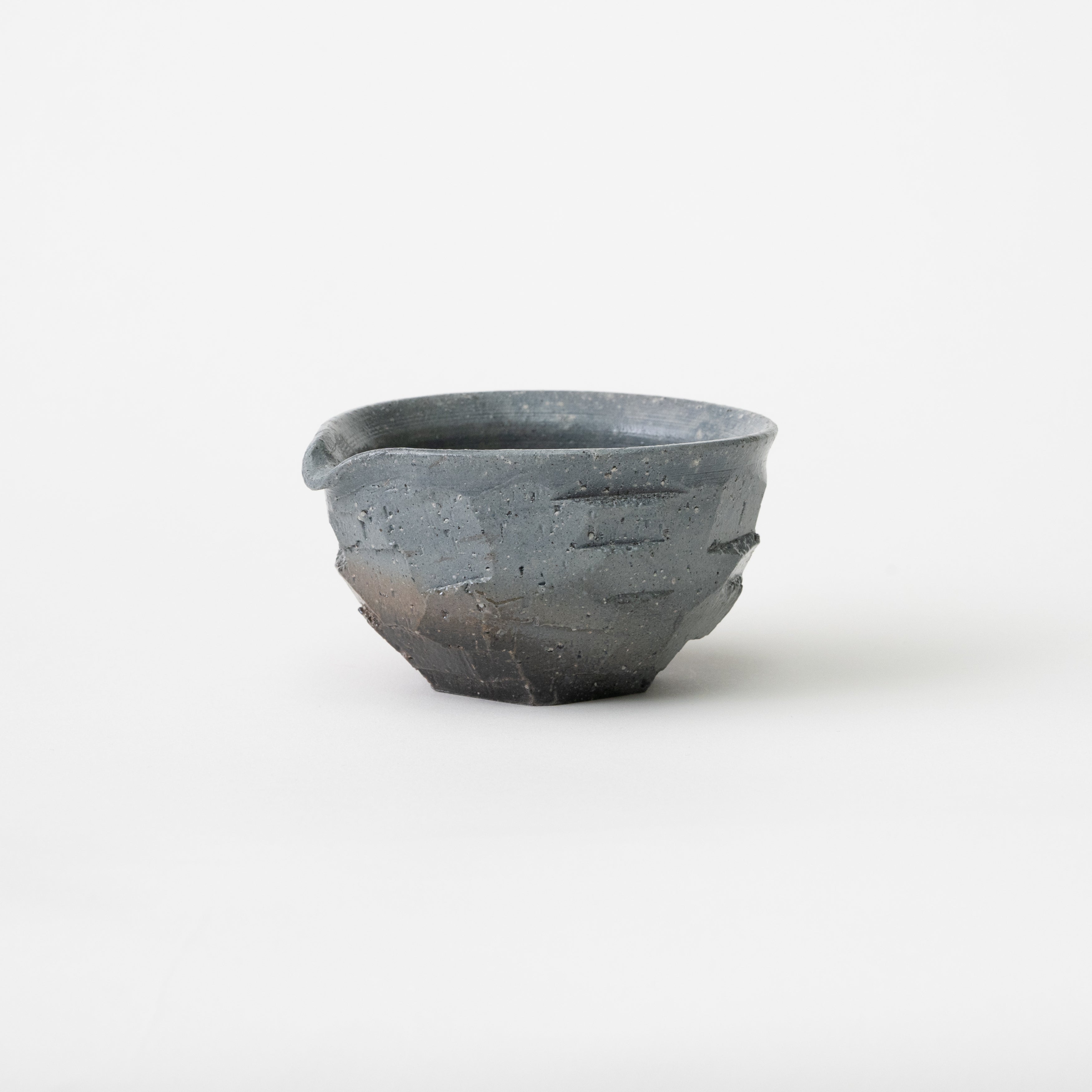 Sai Bizen Sake Server / Syo Fujita