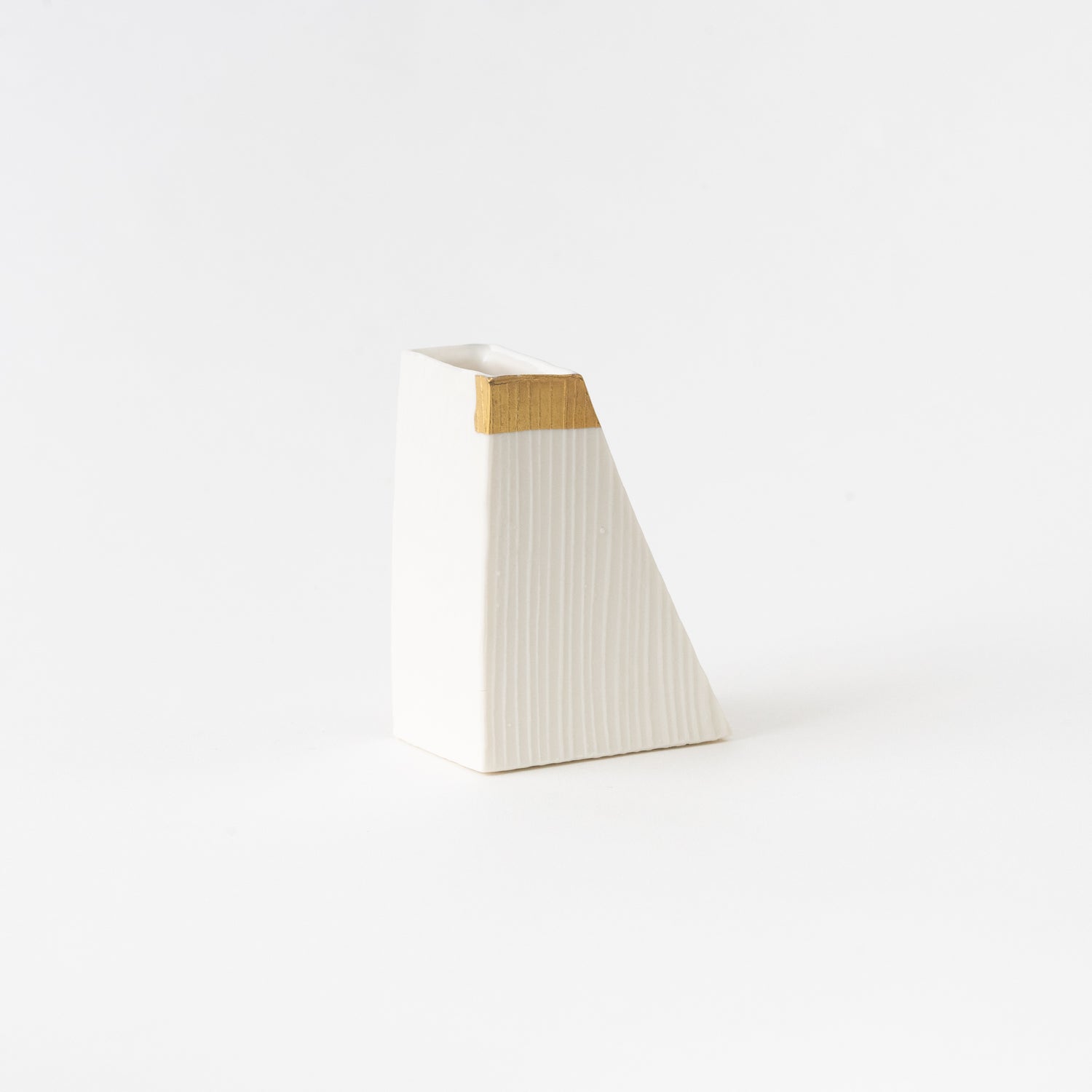 Wood Grain Vase (Gold) / Ryosuke Ando