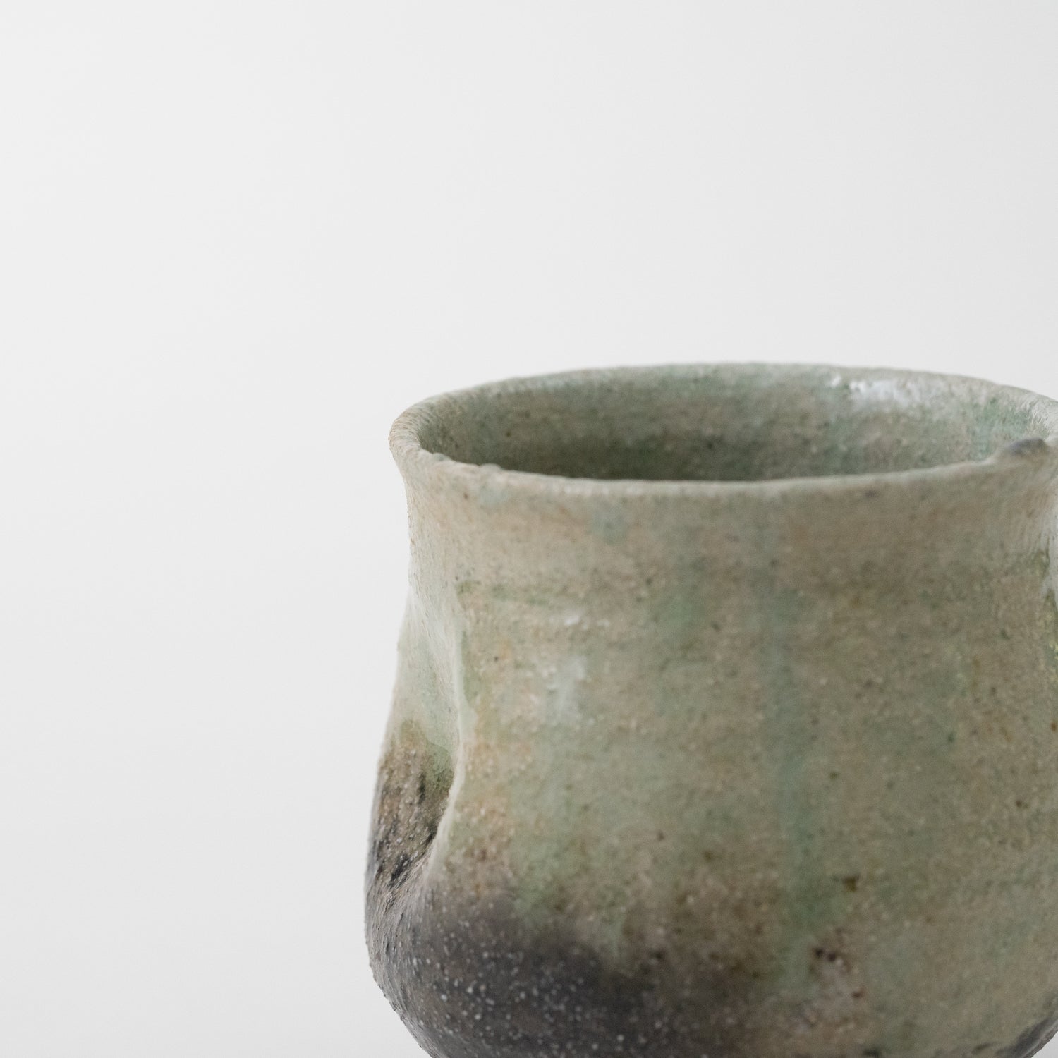 Ash Glaze Tea Cup (A) / Eijiro Tokunaga