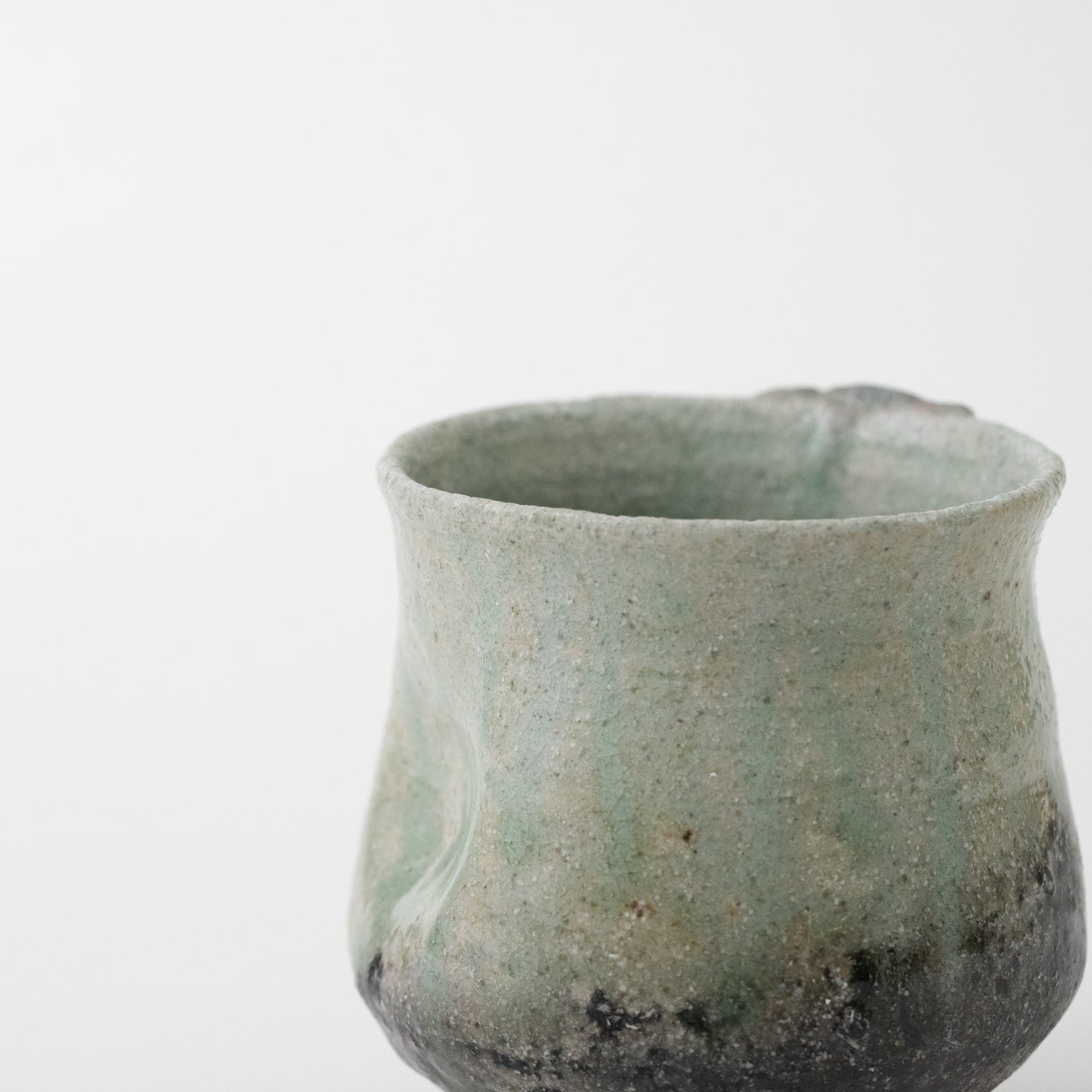 Ash Glaze Tea Cup (B) / Eijiro Tokunaga