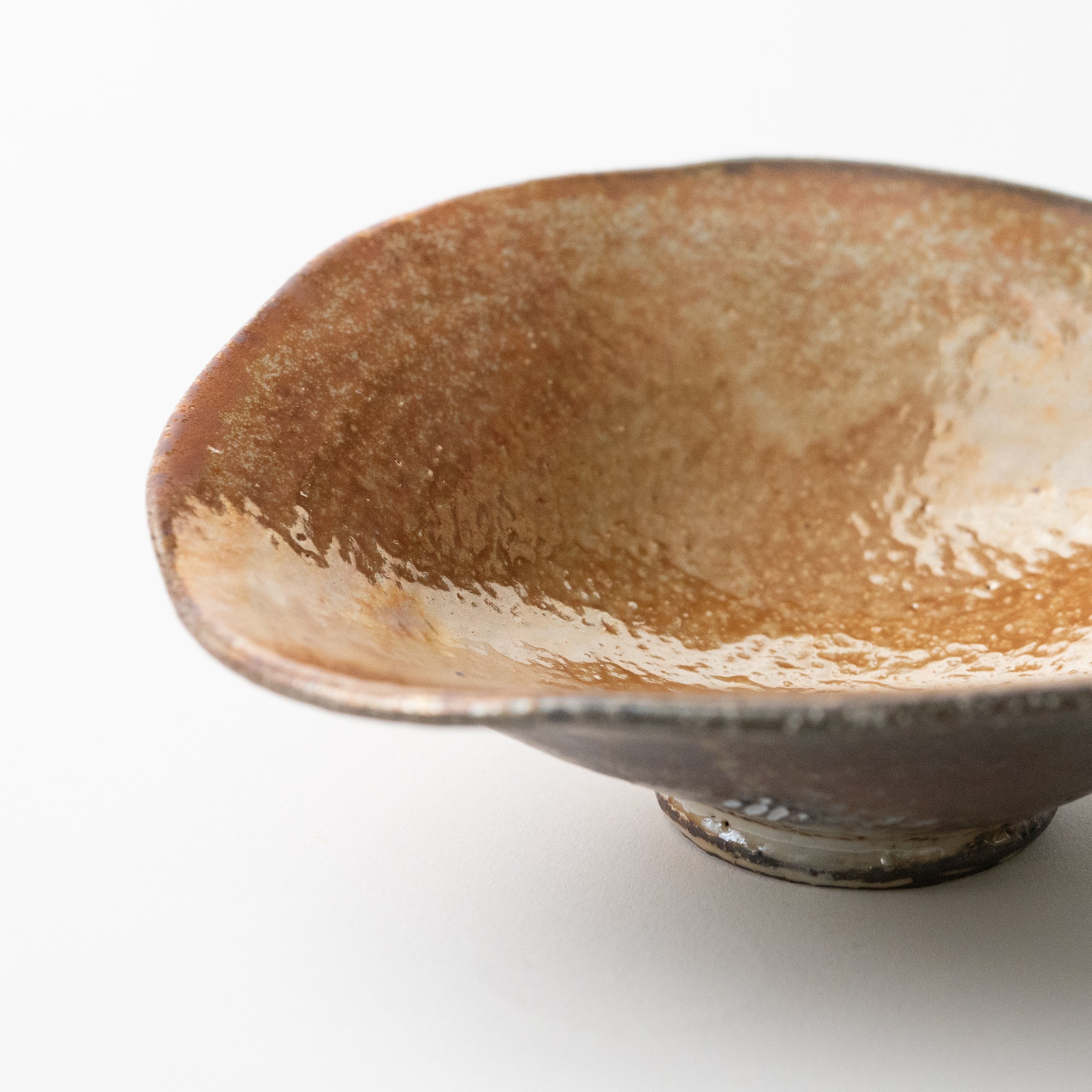 Akatsuki Flower-Shaped Bowl / Eijiro Tokunaga