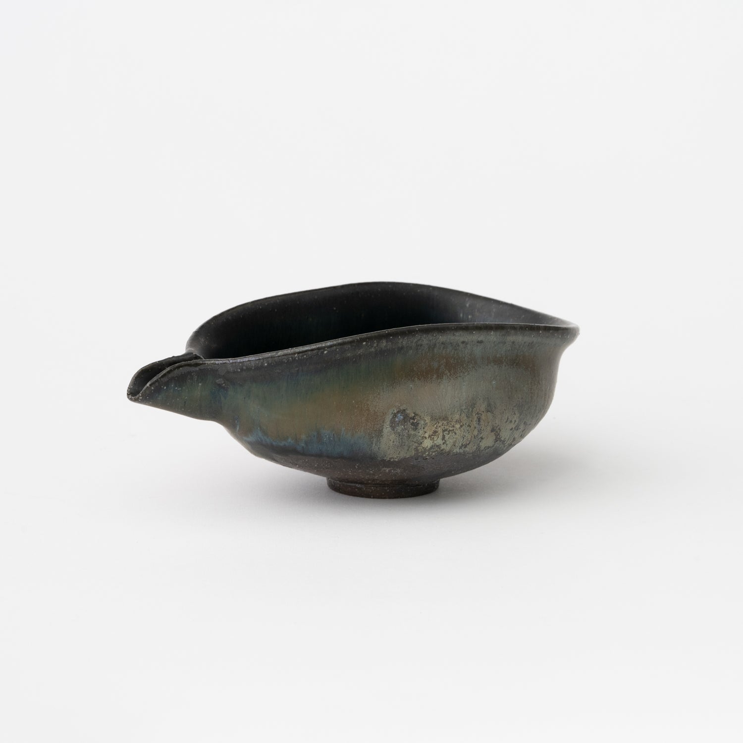 Kuro Arita Sake Server / Eijiro Tokunaga