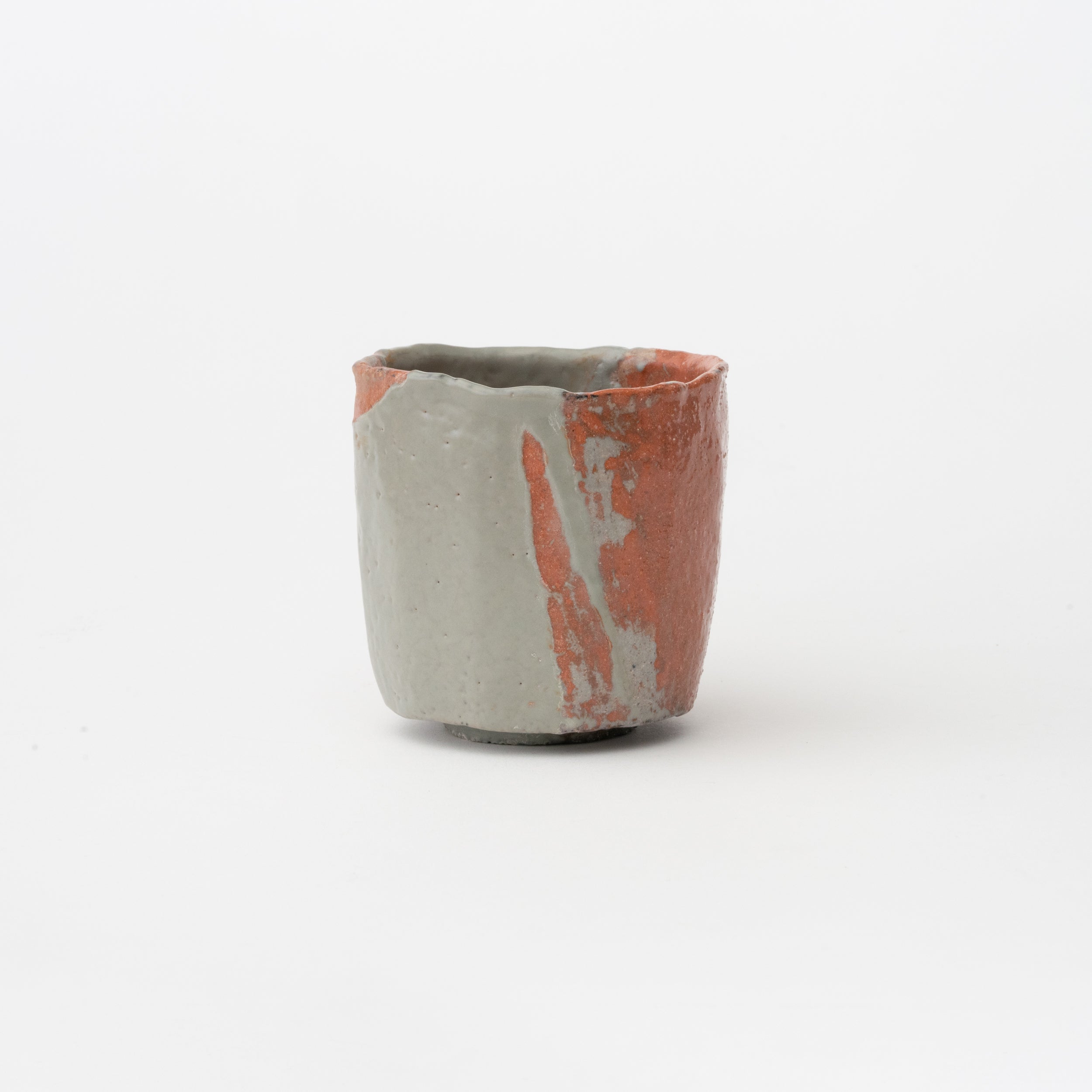 Katami-gawari Tea Bowl (Celadon & Red Raku) / Hideki Yanashita