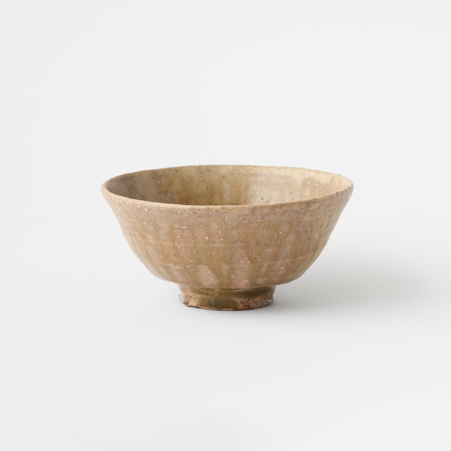 Ash Glaze Tea Bowl / Takao Tahara