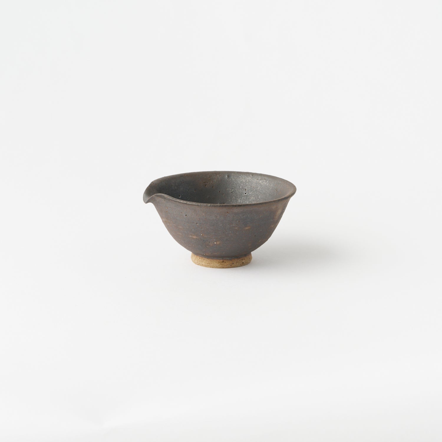 Water Cooler (Black with Gold) / Junzo Maekawa