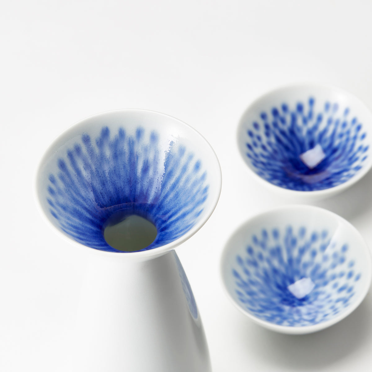 Gosu Hana Tokkuri & Sake Cup Set