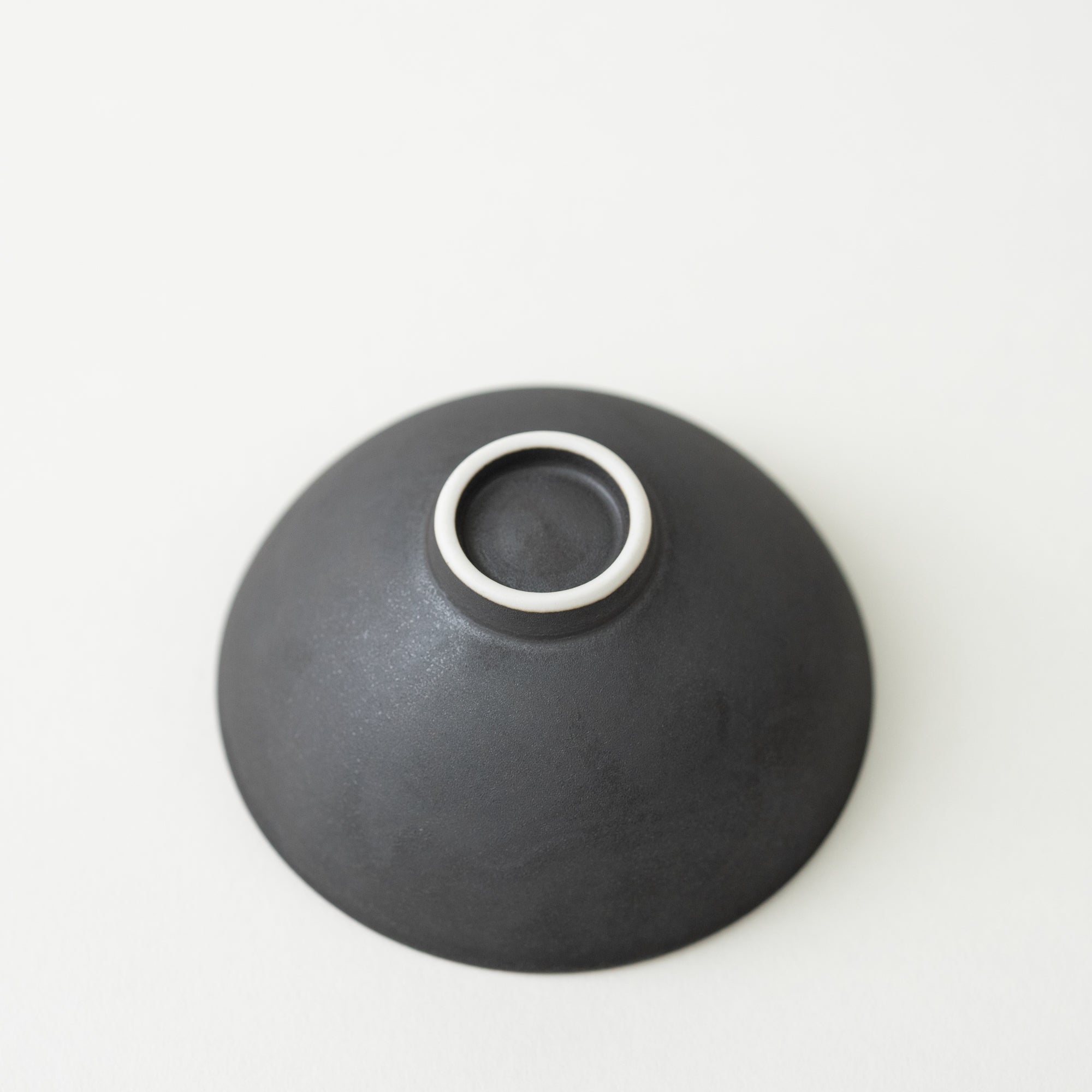 Sake/Tea Cup (Deep) / Black Glaze-Inner Ginsai