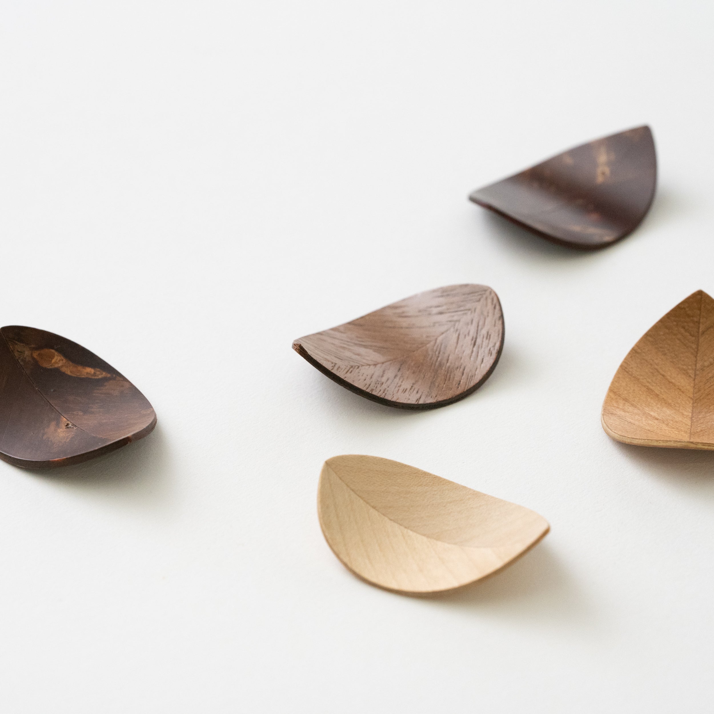 Leaf-Shaped Chopstick Rests 5pcs Set