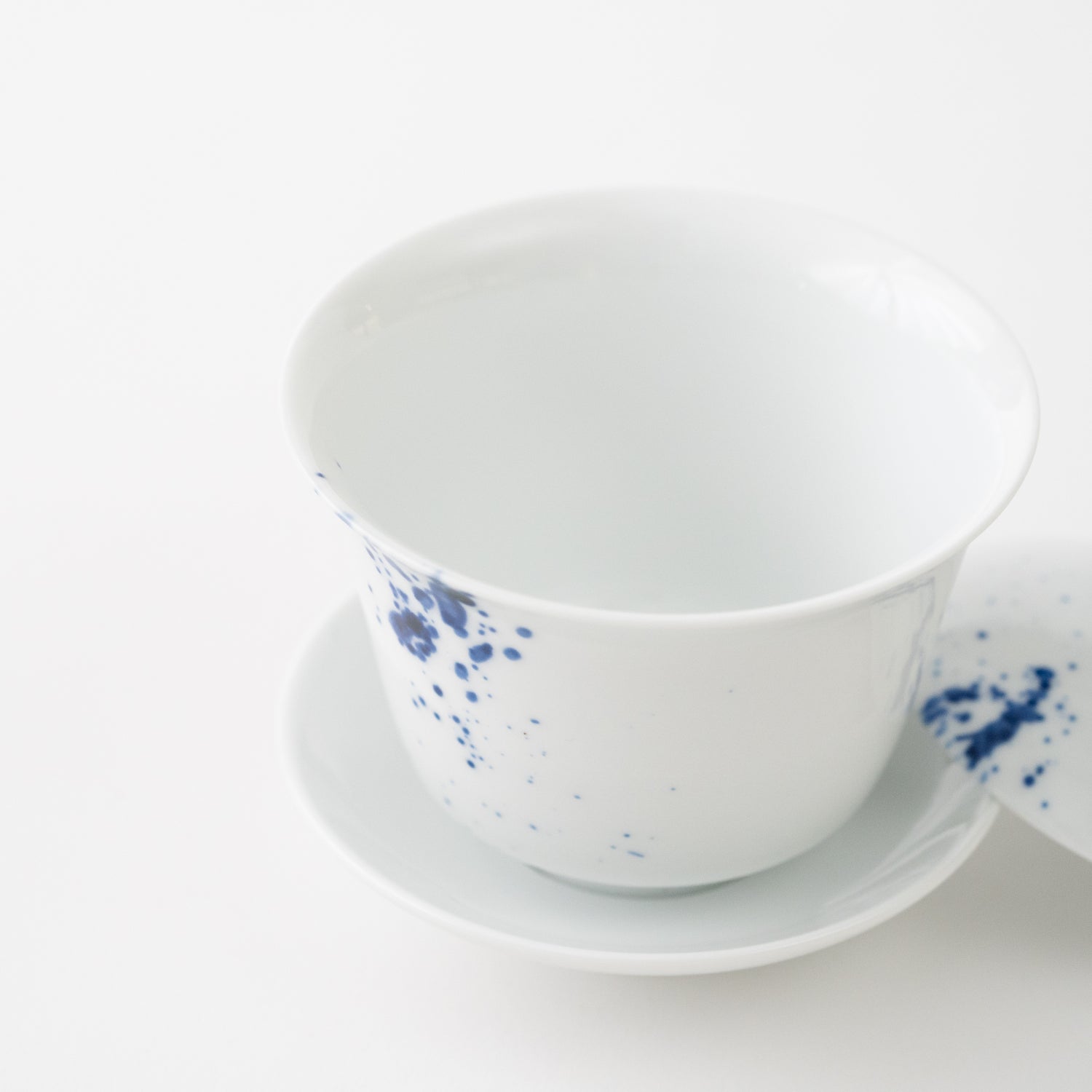 Tea Cup with Lid & Saucer / Ink Spray