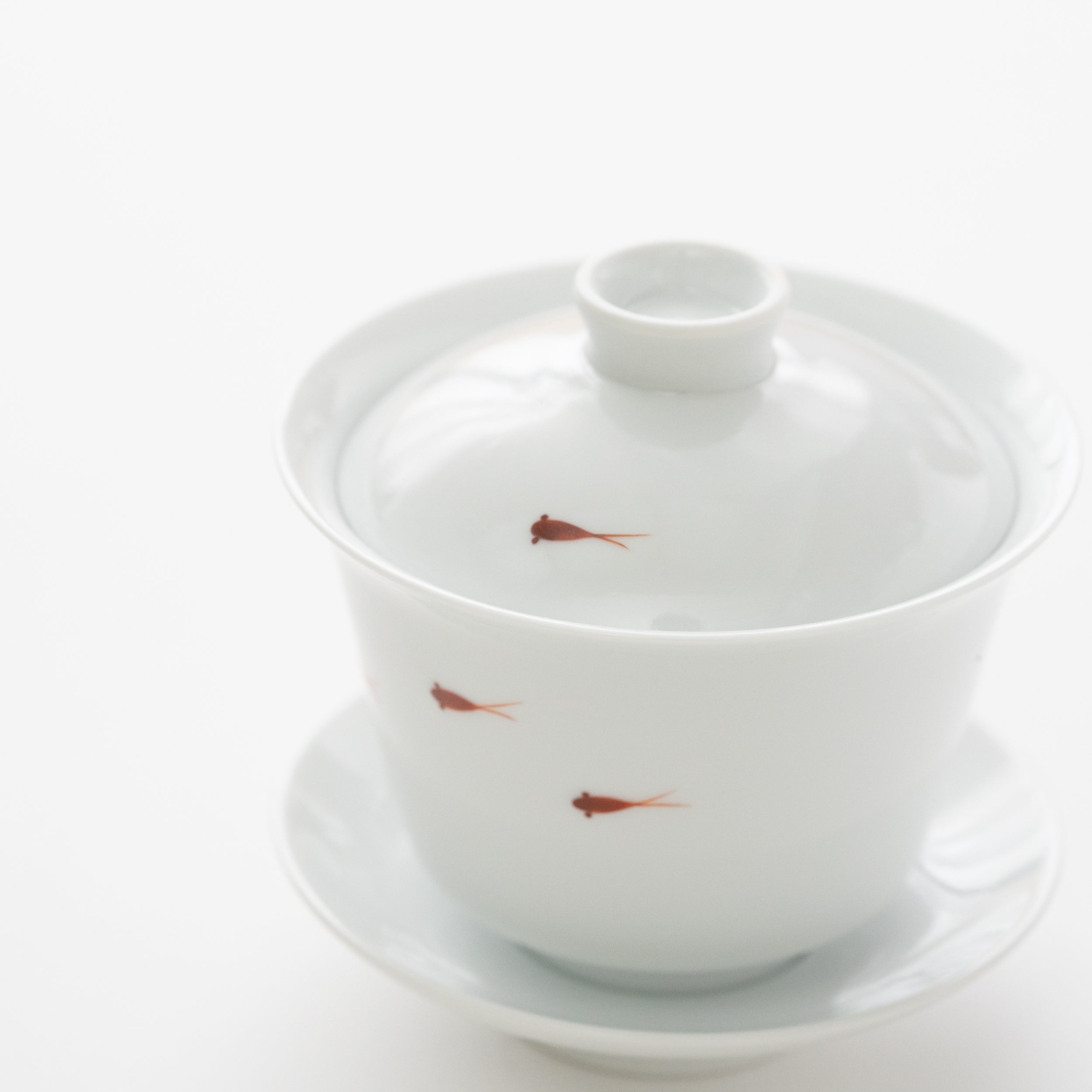 Tea Cup with Lid & Saucer / Red Killifish