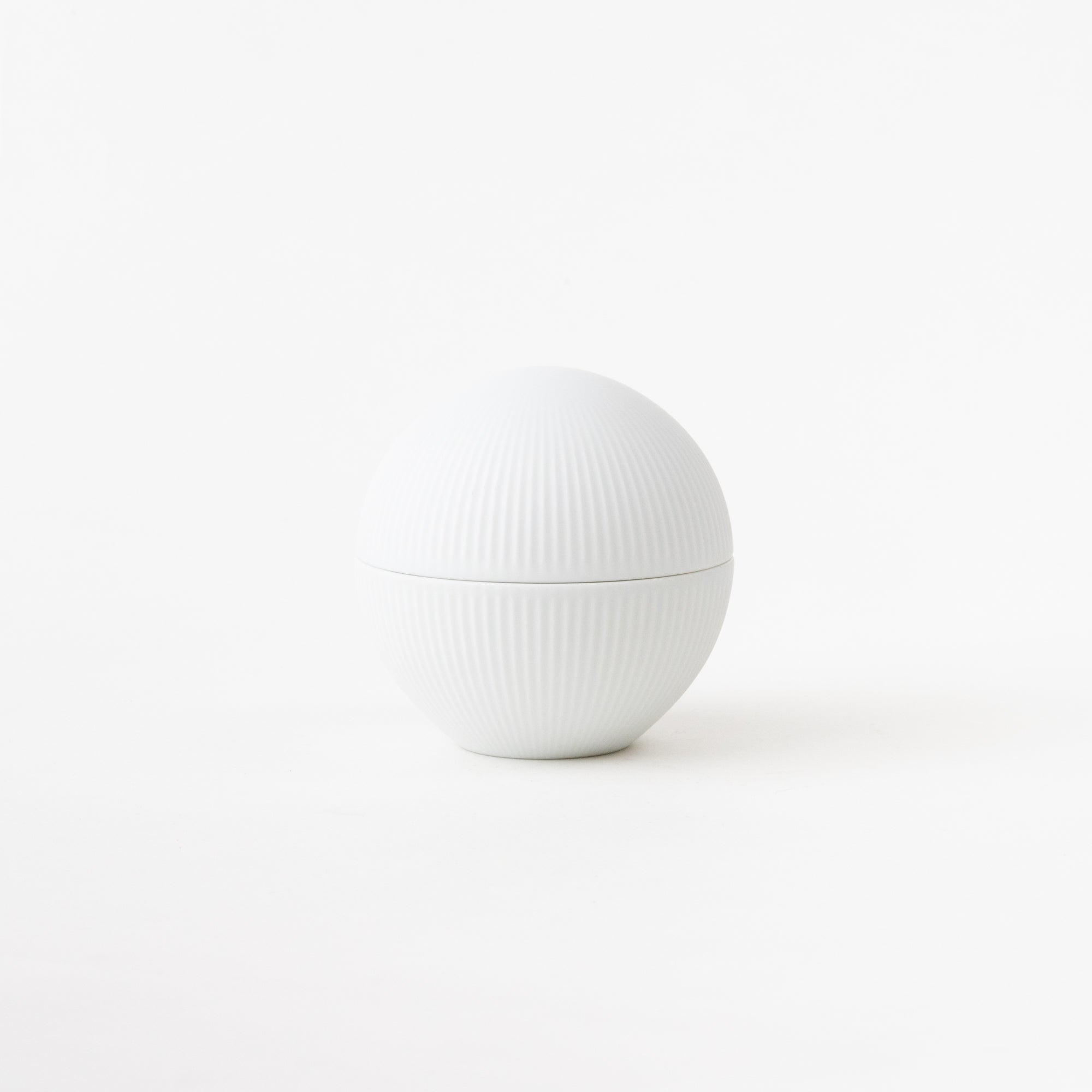 Bonbonnière / Matte White