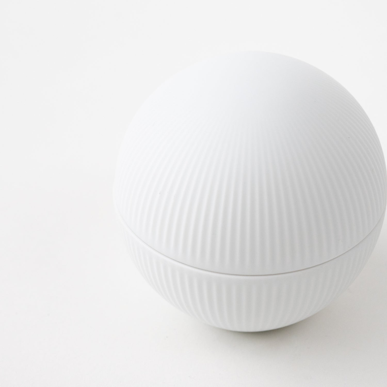 Bonbonnière / Matte White