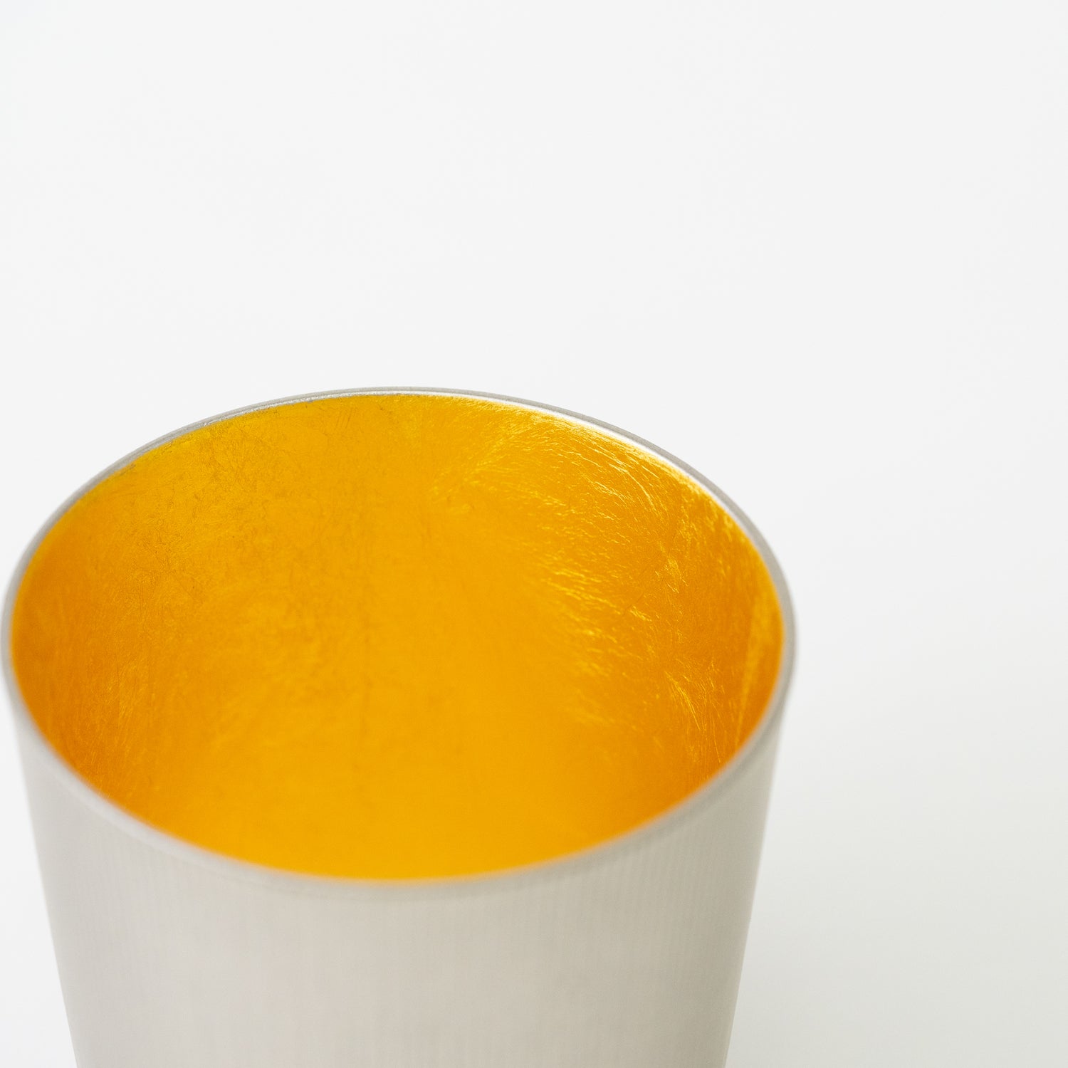 Fine Line Shinogi Rock Glass / Silver with Inner Gold