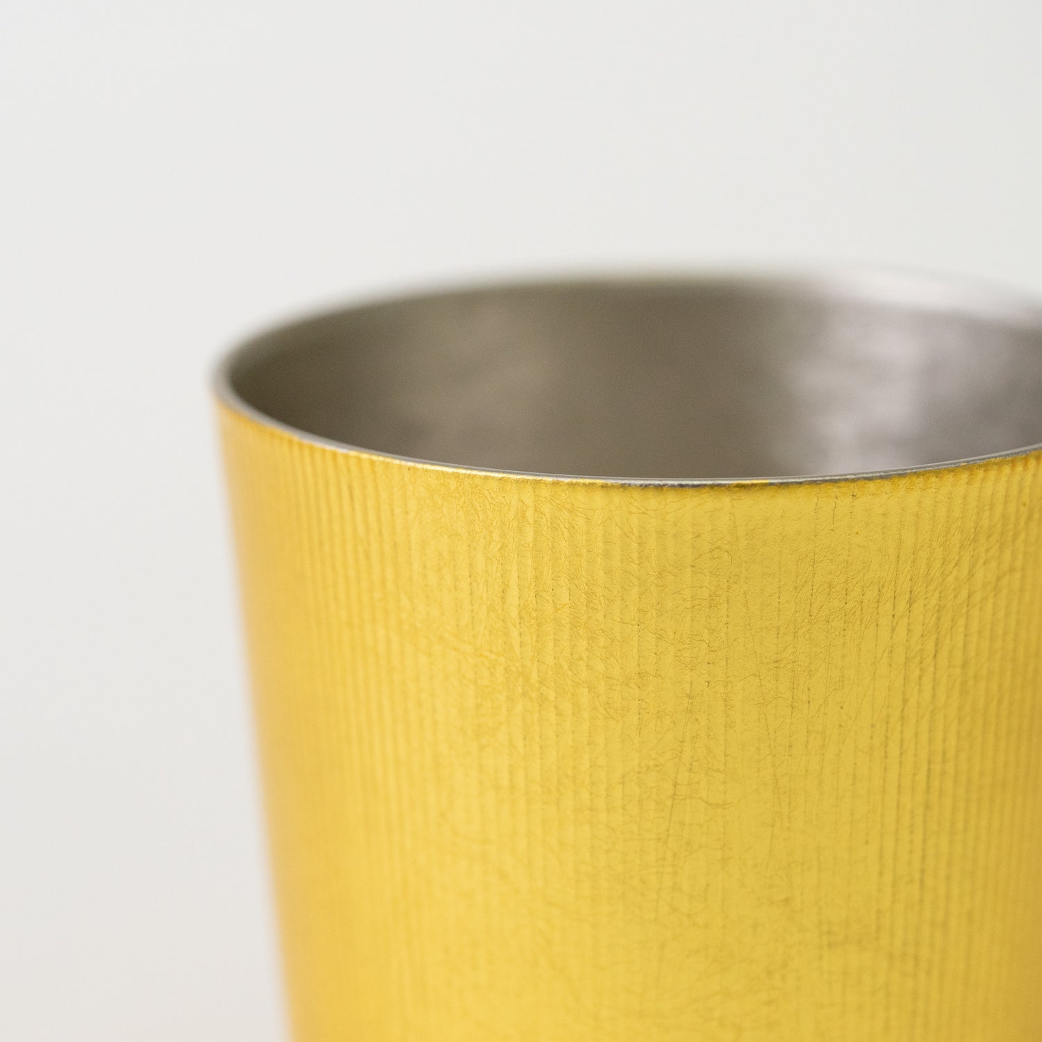 Fine Line Shinogi Rock Glass / Gold with Inner Silver