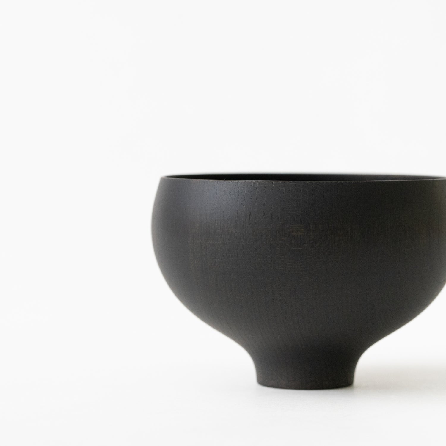 AEKA Round Bowl (L) / Black