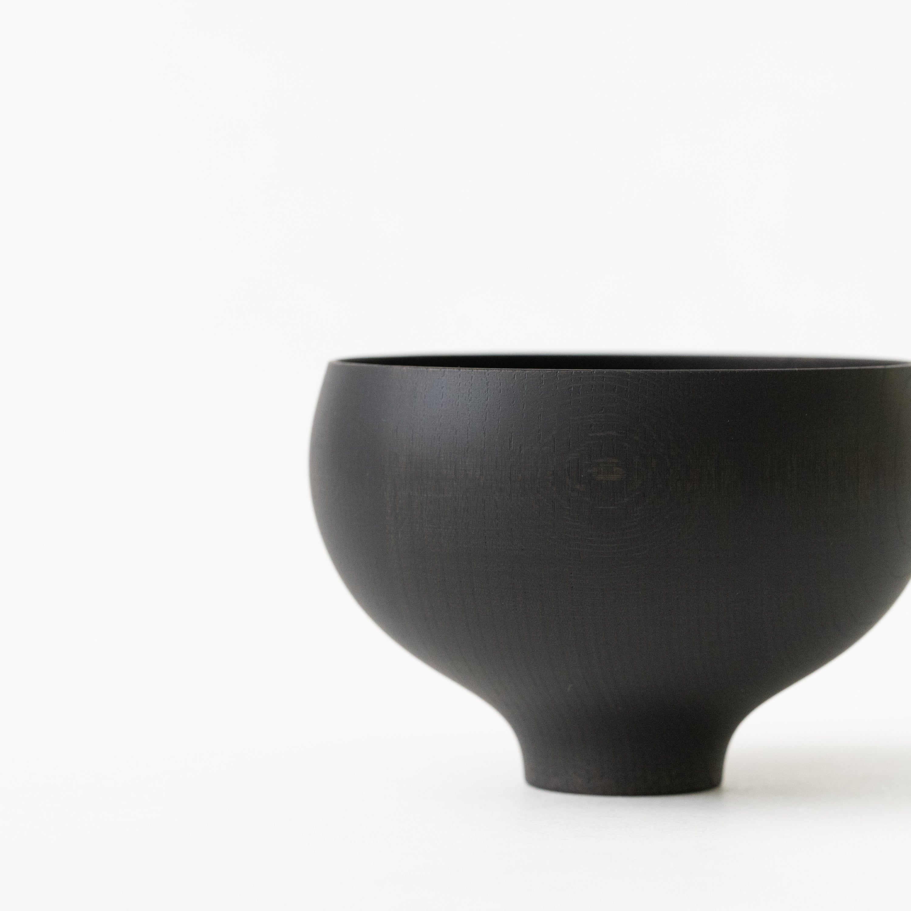 AEKA Round Bowl (L) / Black