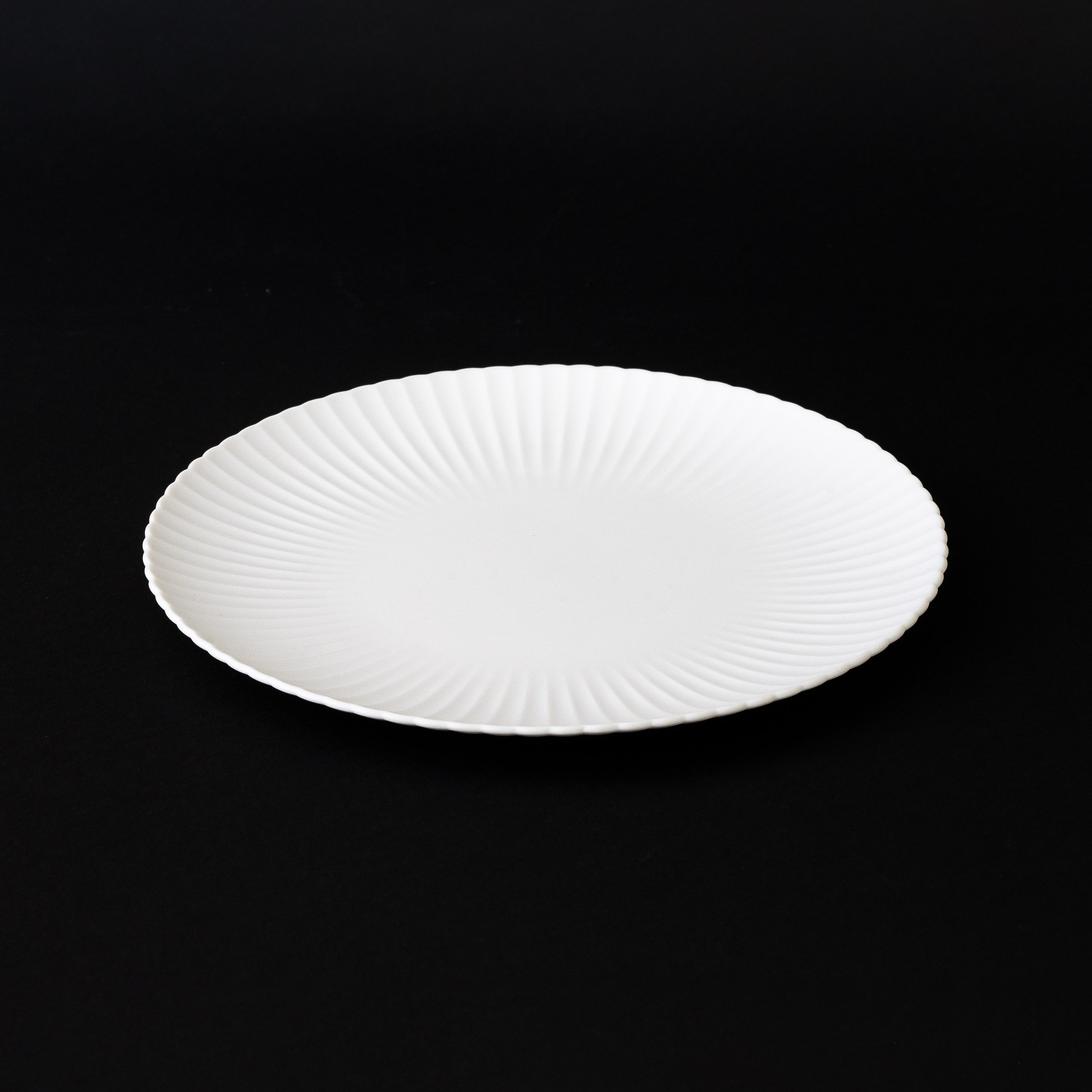 Chrysanthemum Plate / 27cm