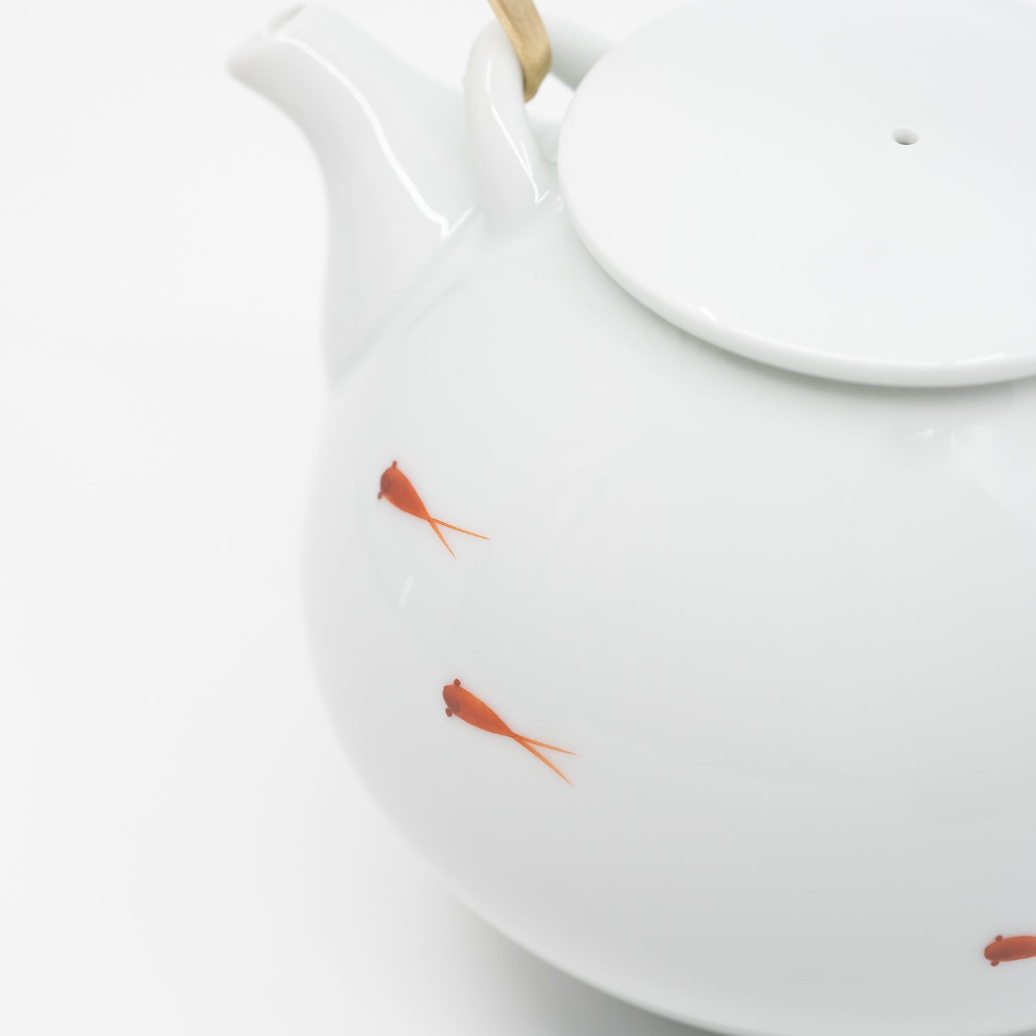 Tea Pot (L) / Red Killifish