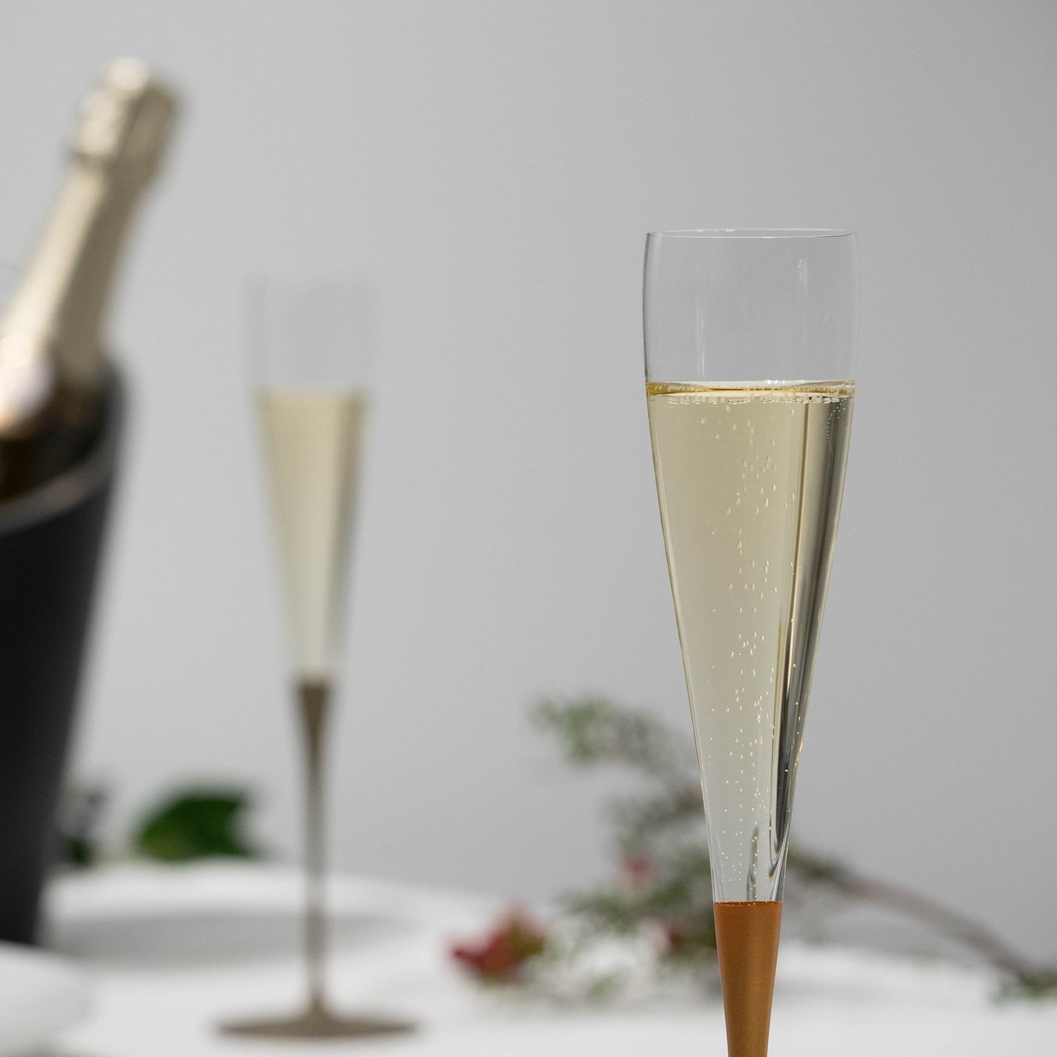 Taoyaka Champagne Glass Pair / Set of 2 (Gold & Silver)