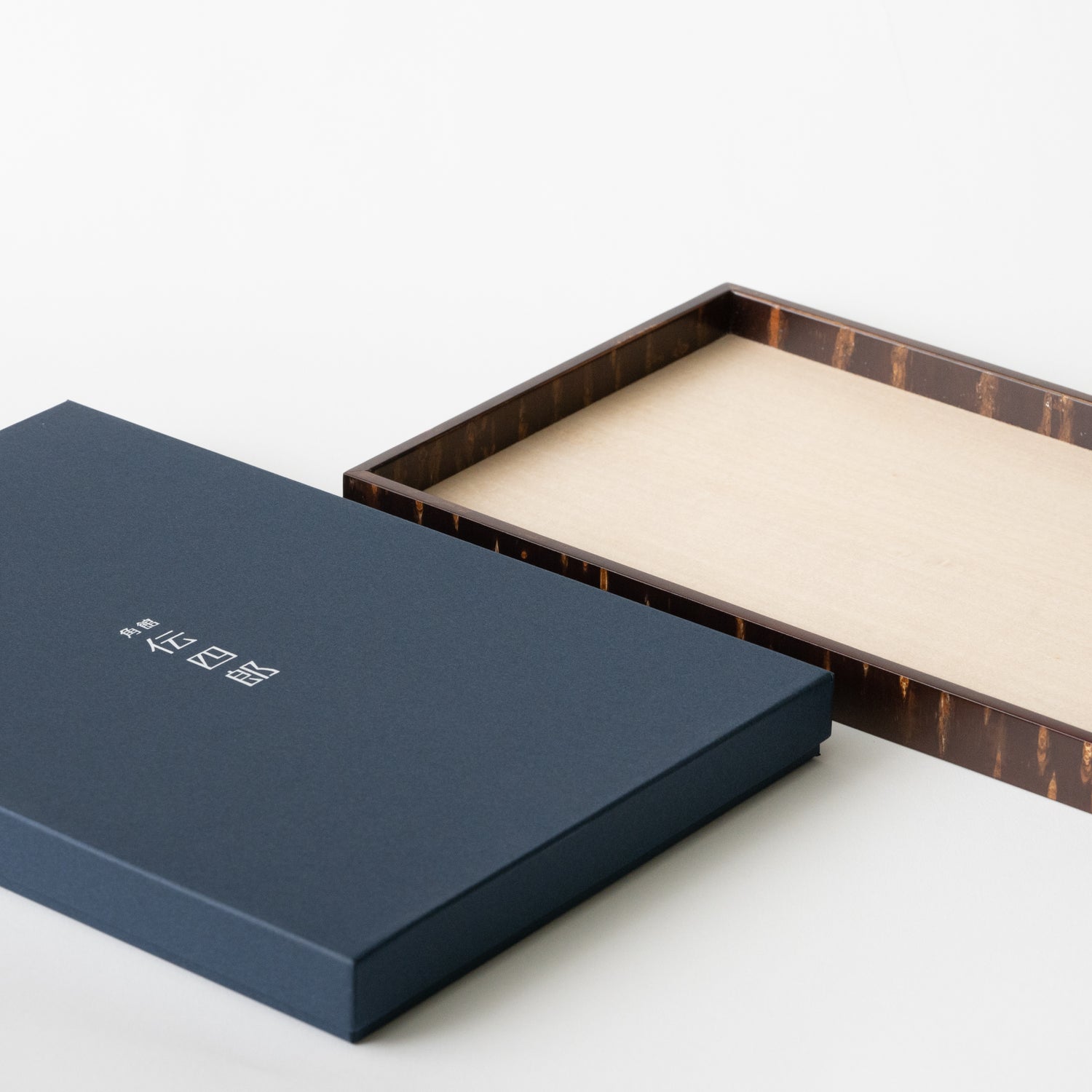 Subako Rectangular Tray / Maple