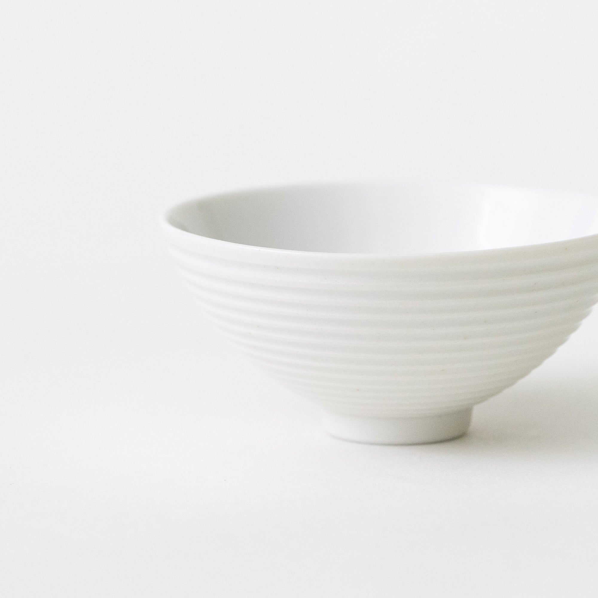 Sake/Tea Cup (Deep) / White Sendan