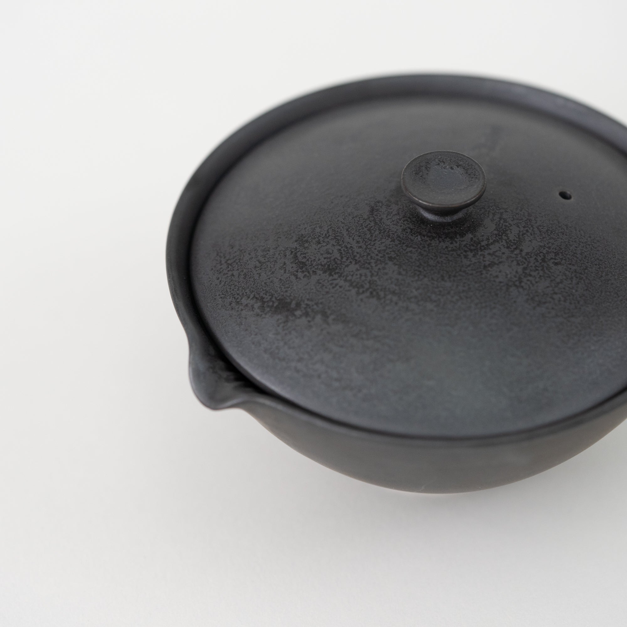 S Houhin / Black Glaze