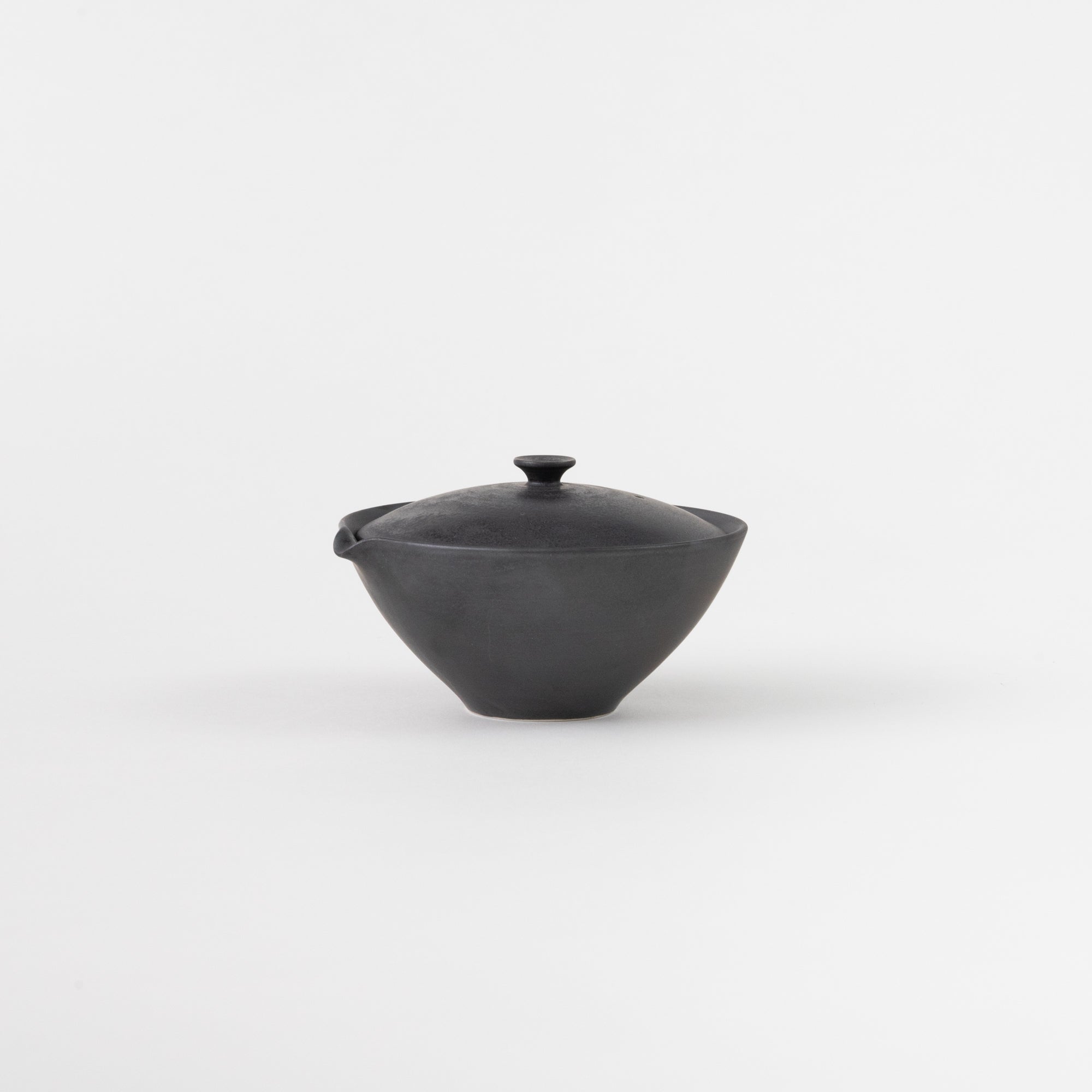 S Houhin / Black Glaze