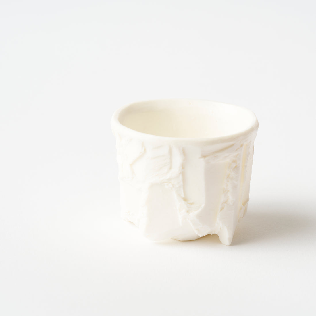 No.6 White Bizen Sake Cup / Syo Fujita