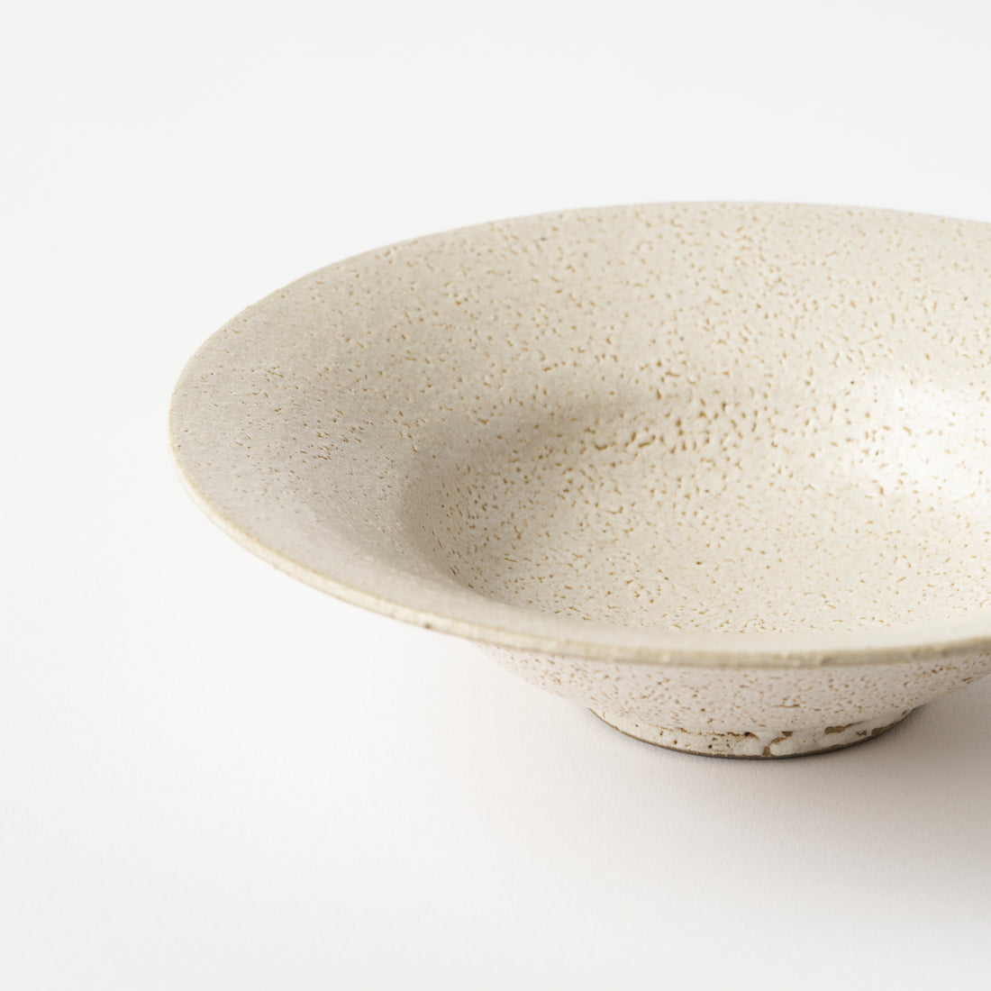 Shiro-Kairagi Rim Plate / Eijiro Tokunaga