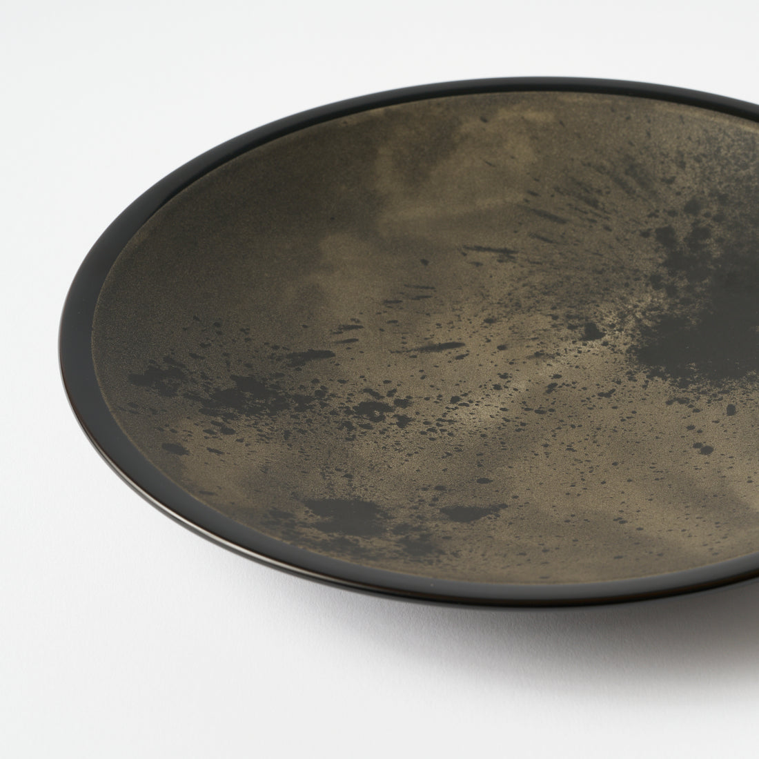 Moon Plate / Takao Togashi