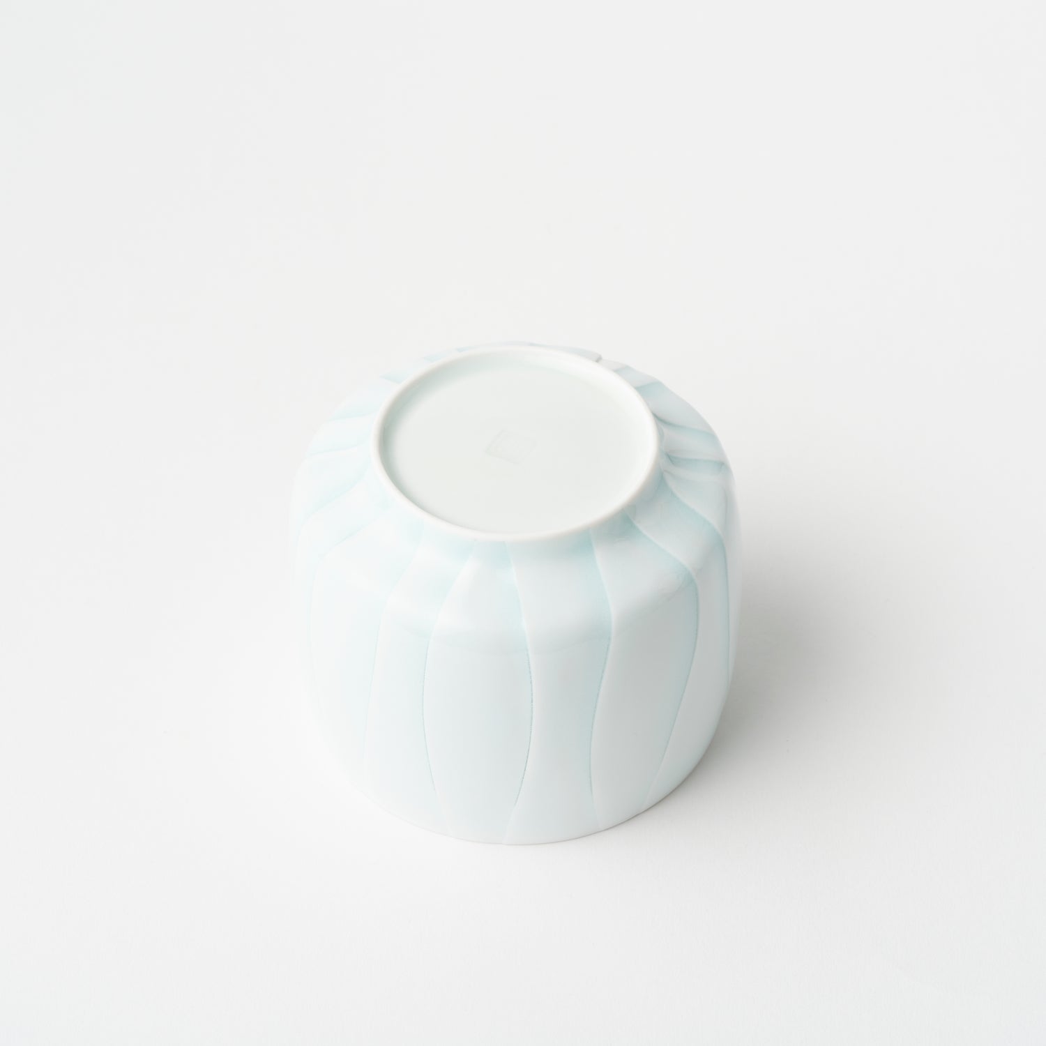 Swayed Carving "Hana"  / Hiroshi Taruta