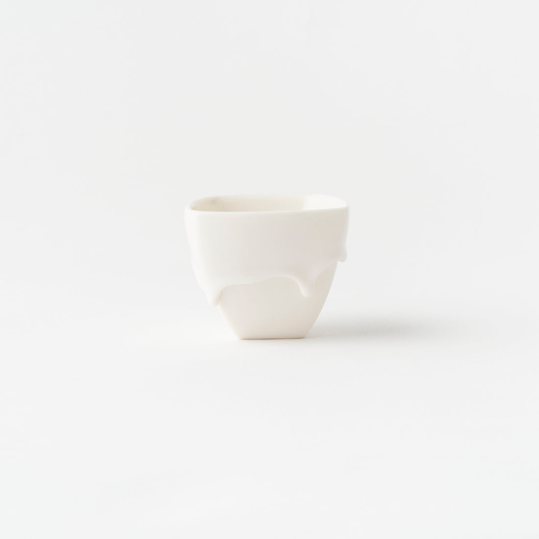 Dip Square Sake Cup / Ryosuke Ando