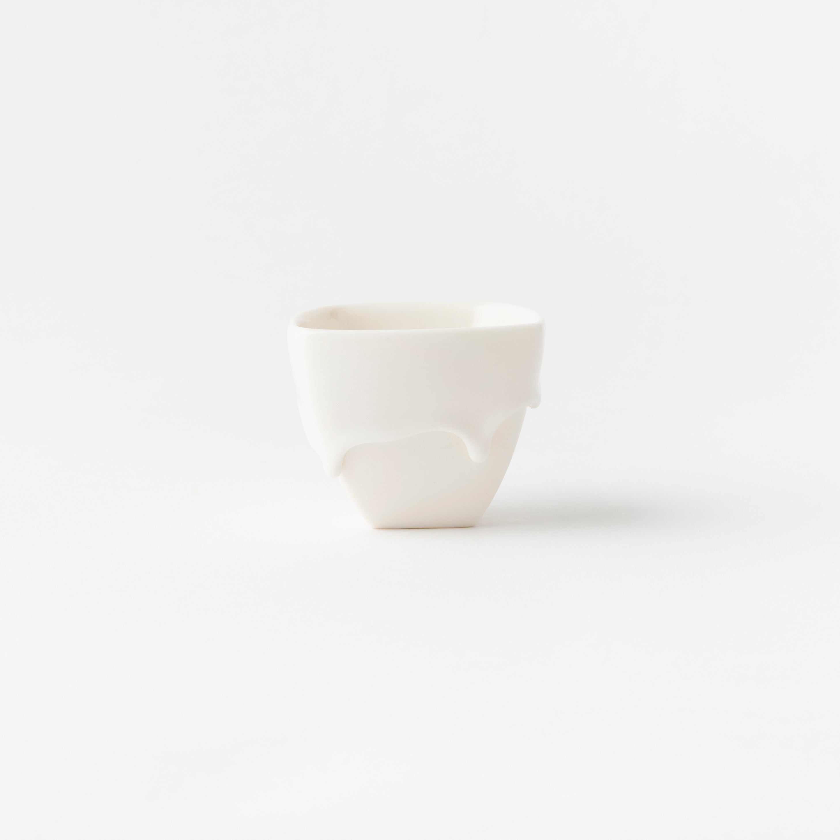 Dip Square Sake Cup / Ryosuke Ando