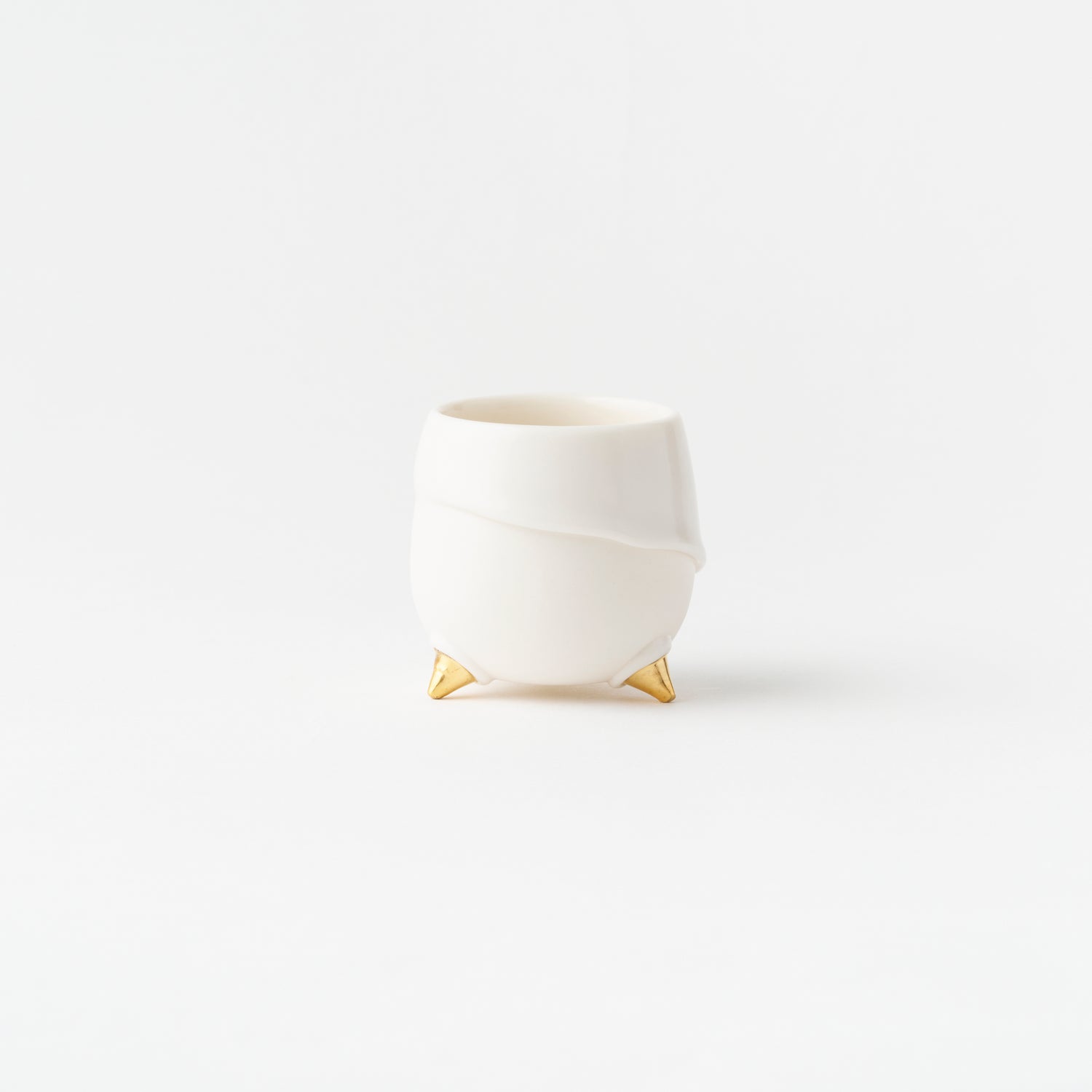 Dip Round Sake Cup with Spikes / Gold / Ryosuke Ando