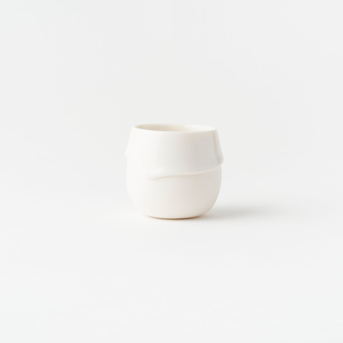 Dip Round Sake Cup / Ryosuke Ando