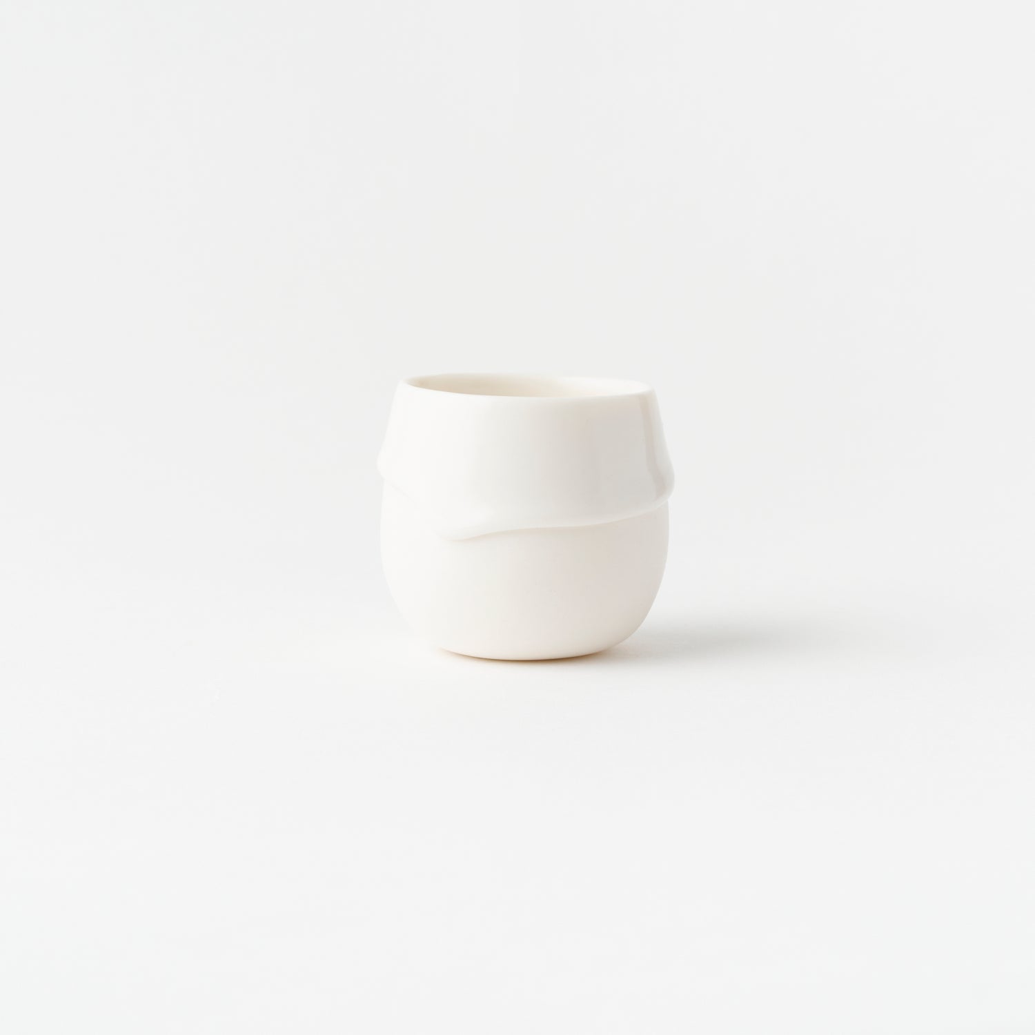Dip Round Sake Cup / Ryosuke Ando