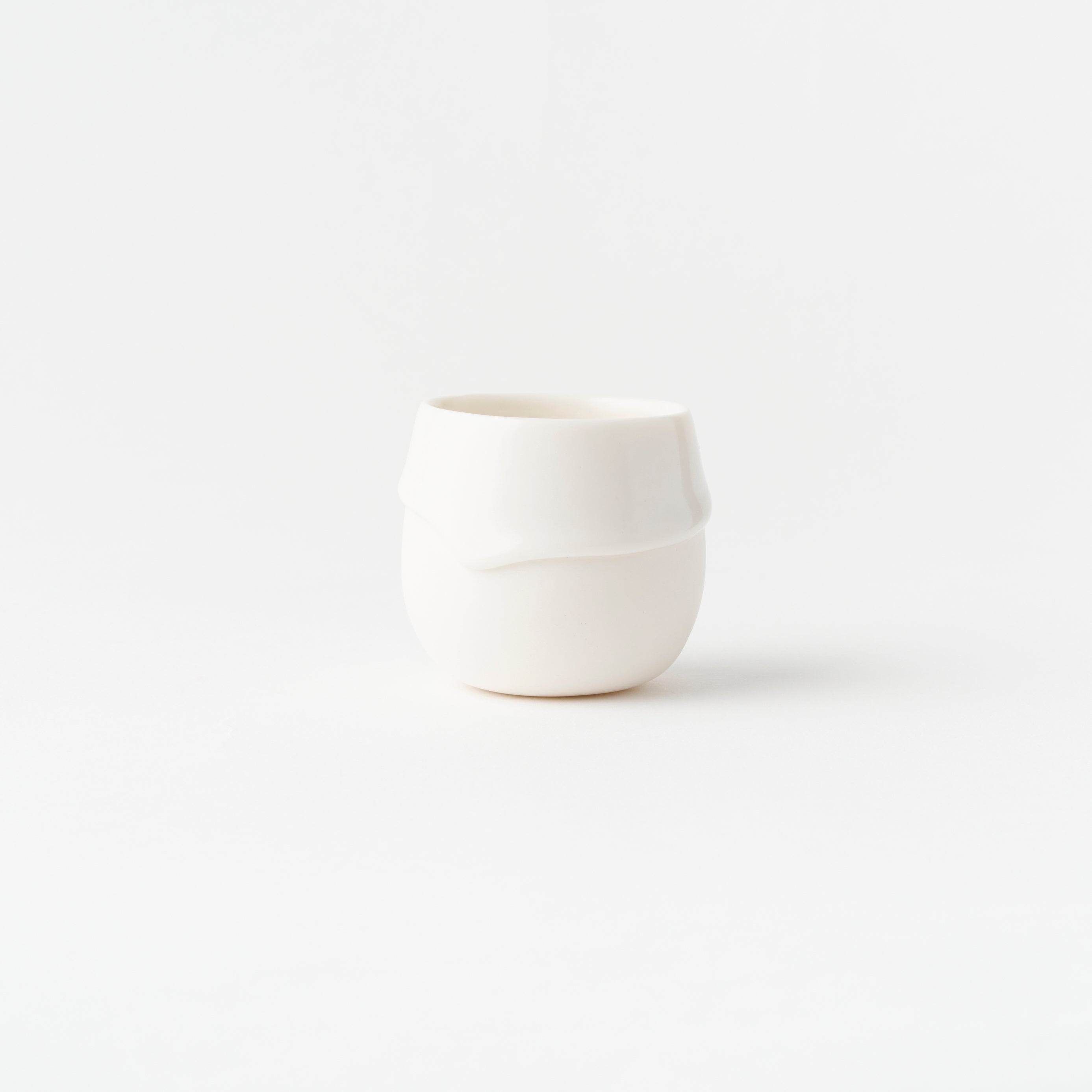 Dip Round Sake Cup / Ryosuke Ando