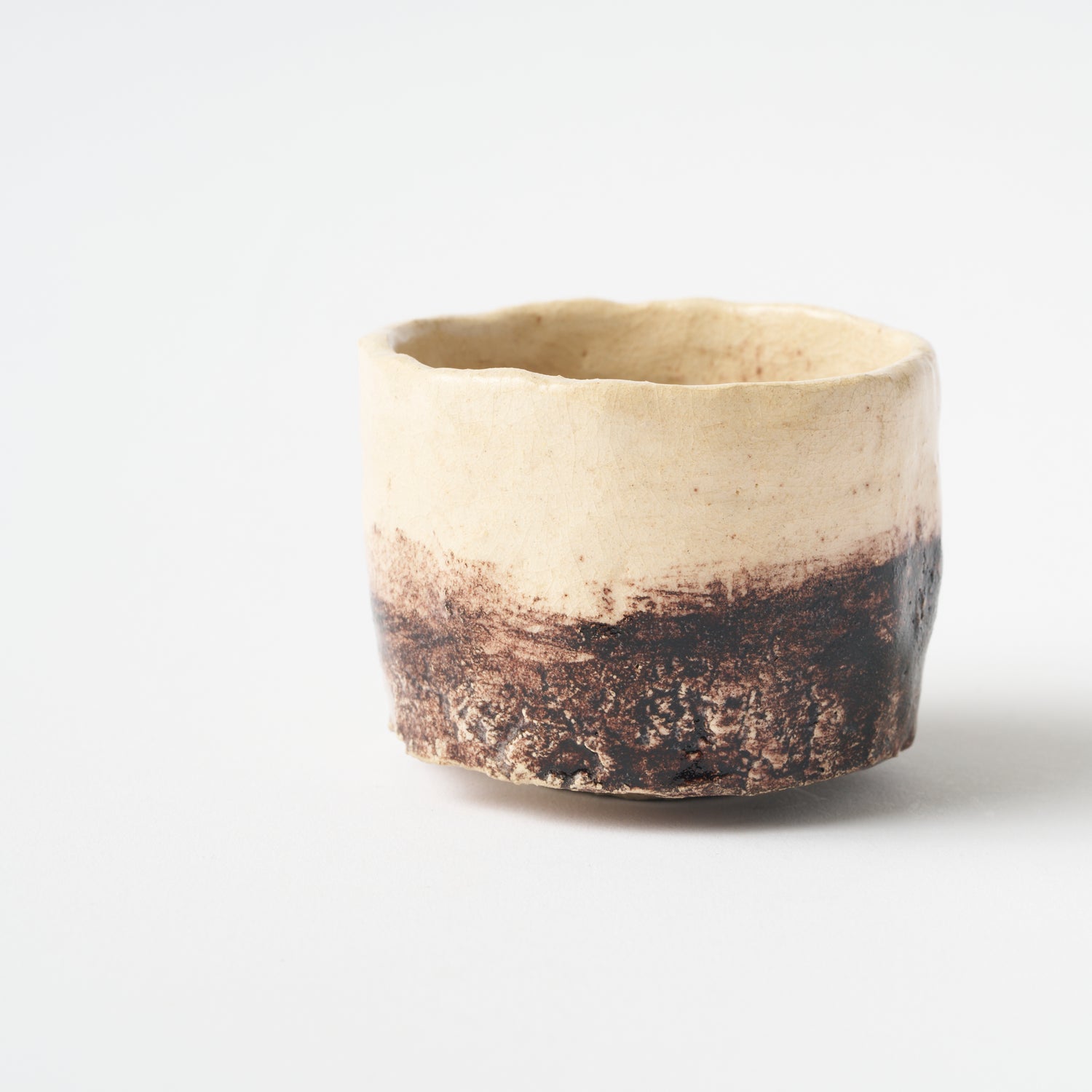 White Raku Sake Cup (Fujisan) / Hideki Yanashita