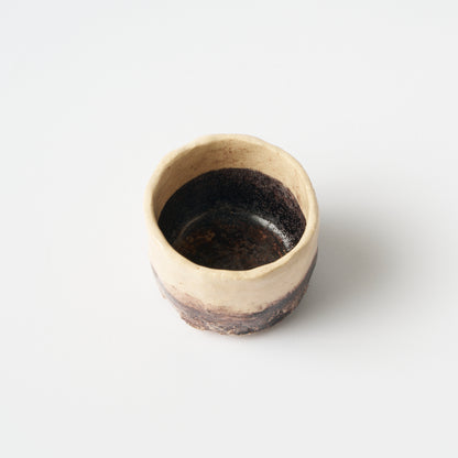 White Raku Sake Cup (Fujisan) / Hideki Yanashita