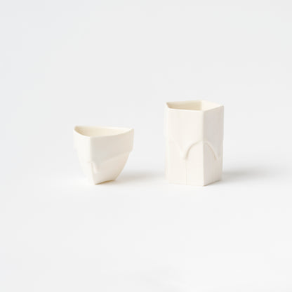 Dip White Sake Cup (Triangle) / Ryosuke Ando