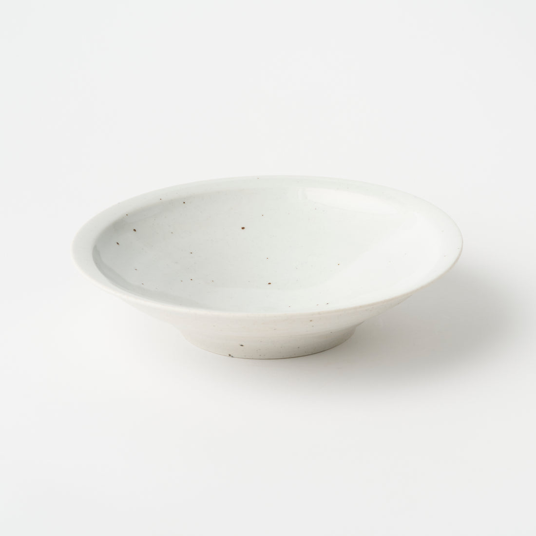 White Porcelain Plate / Kenta Nakazato